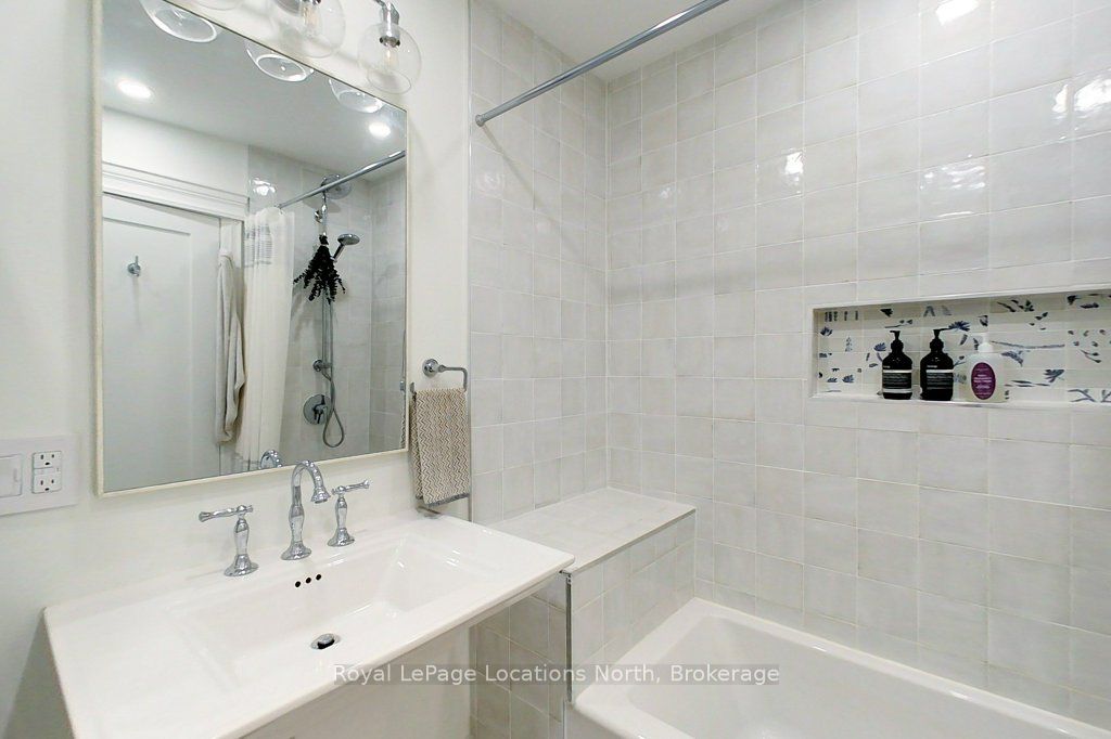 8 Sykes Street N Property Photo 20