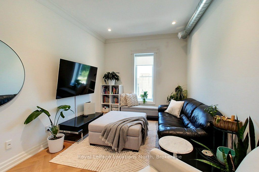 8 Sykes Street N Property Photo 25
