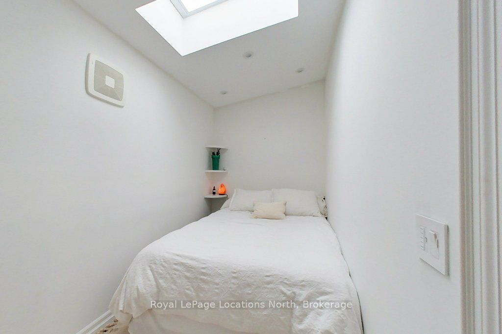 8 Sykes Street N Property Photo 35