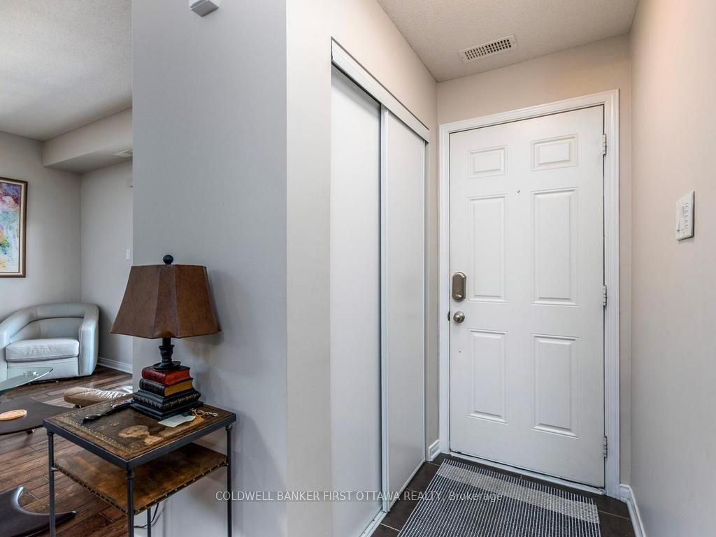 100 Artesa Private E Property Photo 4