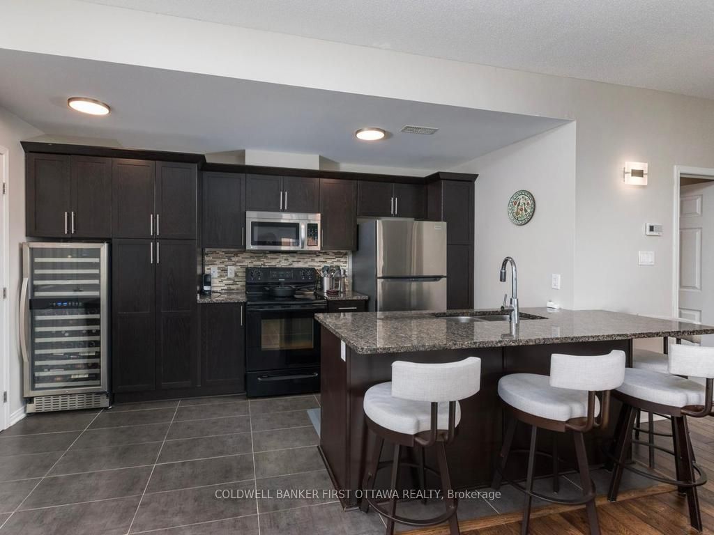 100 Artesa Private E Property Photo 6