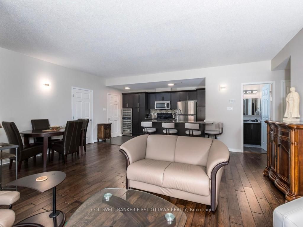 100 Artesa Private E Property Photo 13