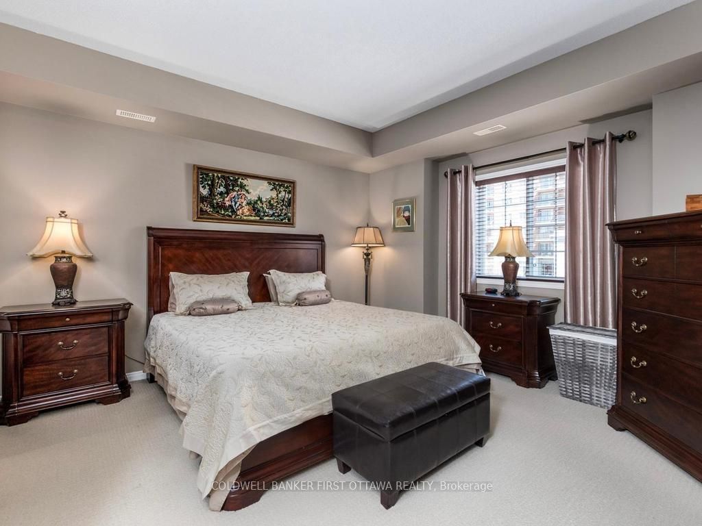 100 Artesa Private E Property Photo 17