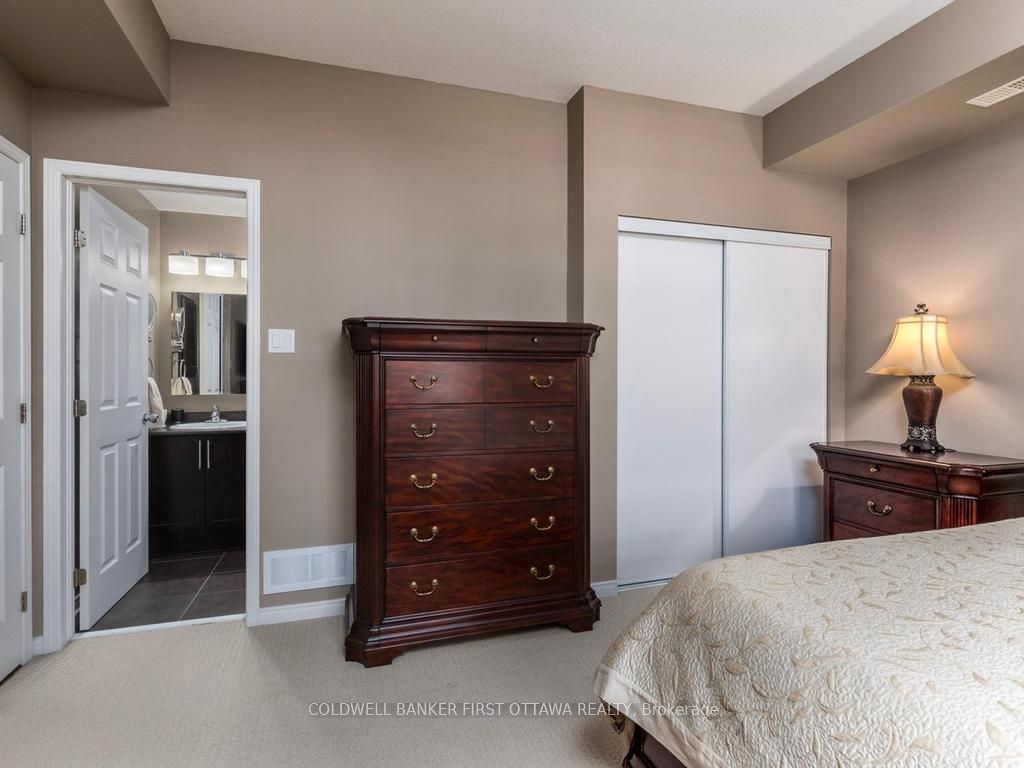 100 Artesa Private E Property Photo 19