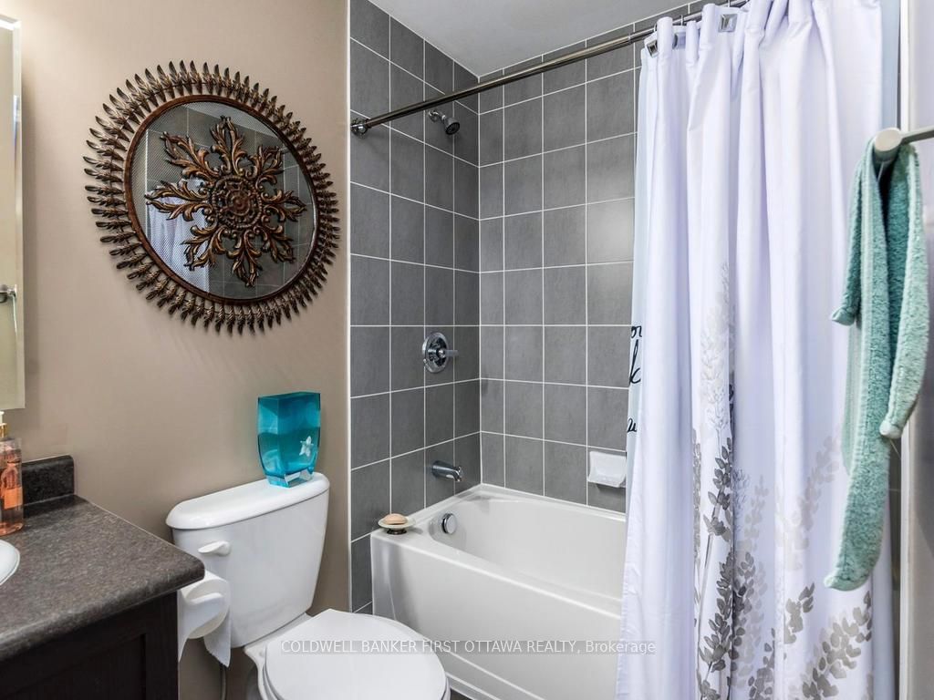 100 Artesa Private E Property Photo 21