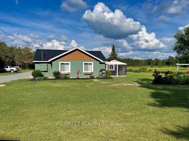 667 Yearley Road Property Photo 2
