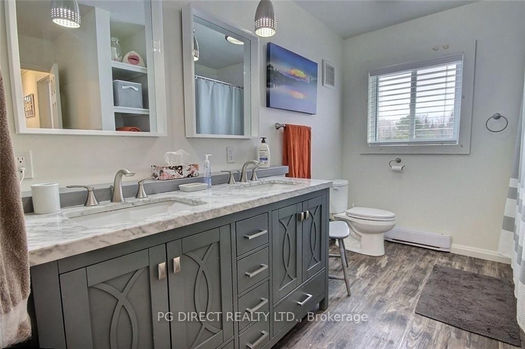 667 Yearley Road Property Photo 8