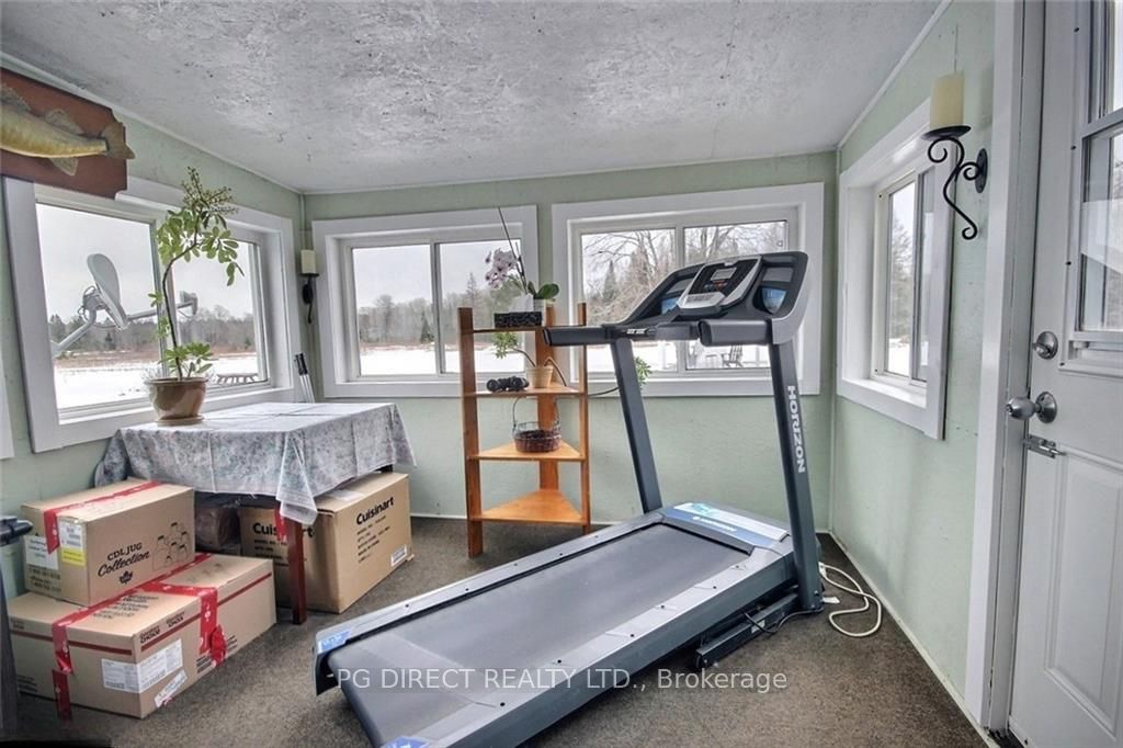 667 Yearley Road Property Photo 10