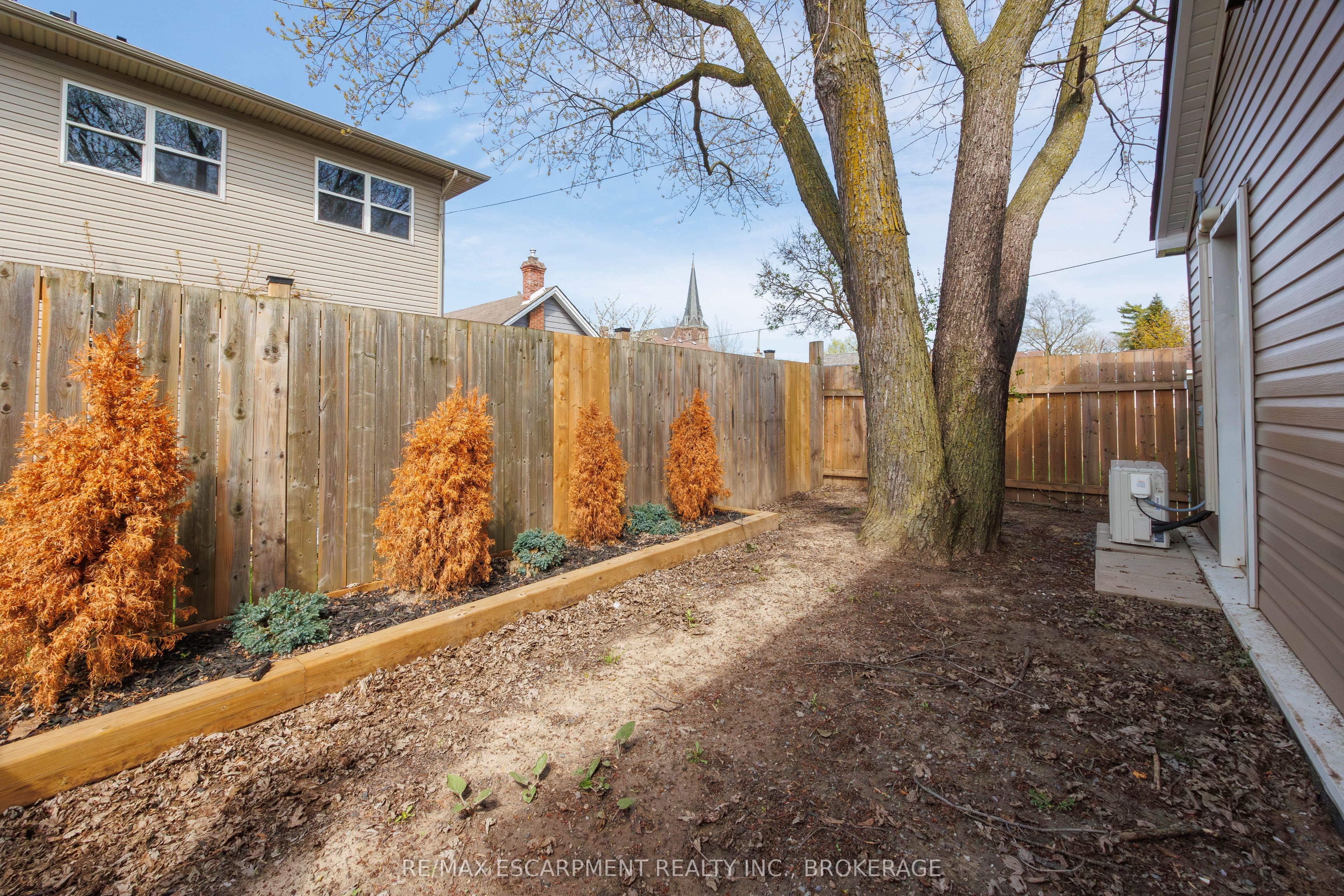 13 Chestnut Lane Property Photo 9