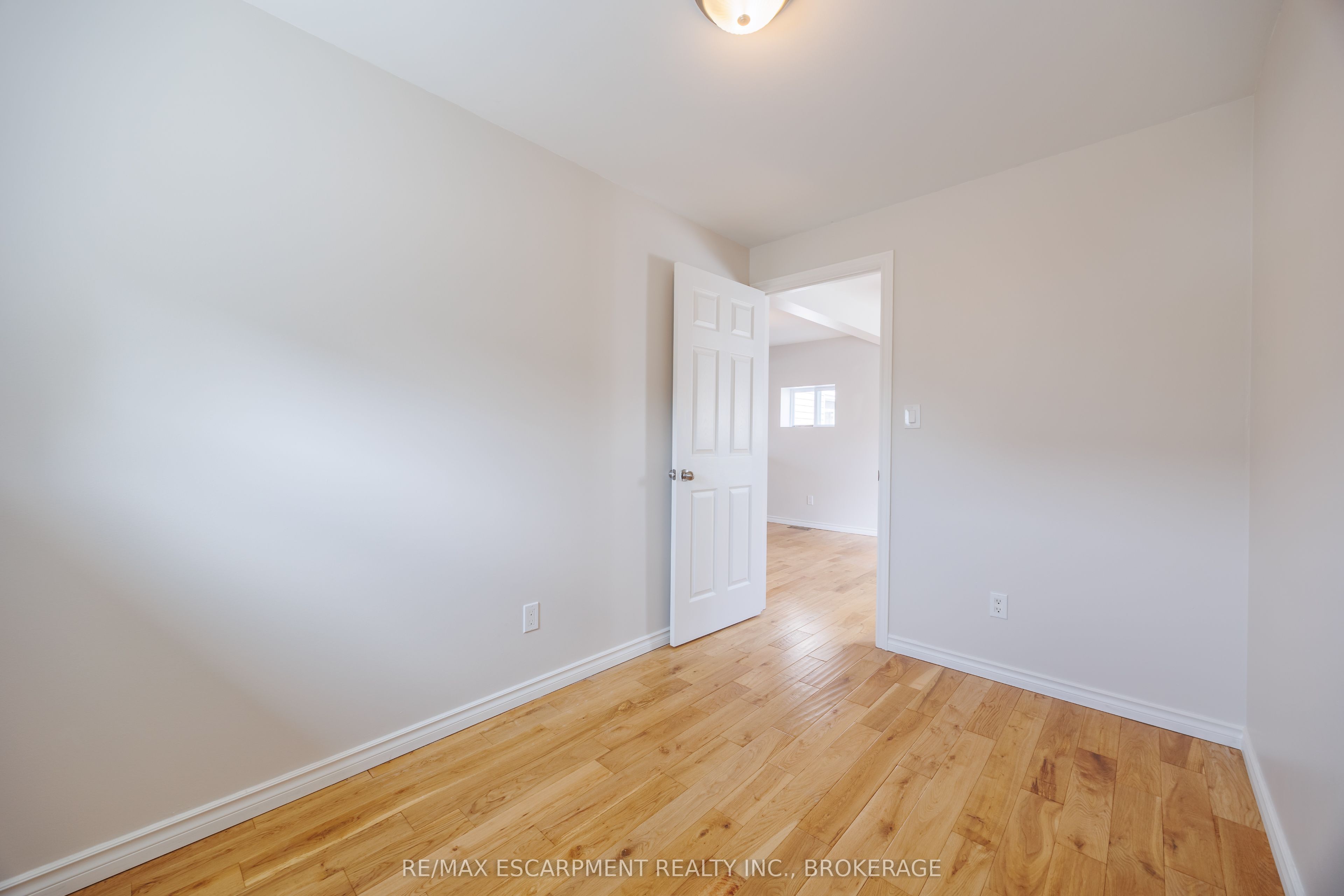 13 Chestnut Lane Property Photo 18