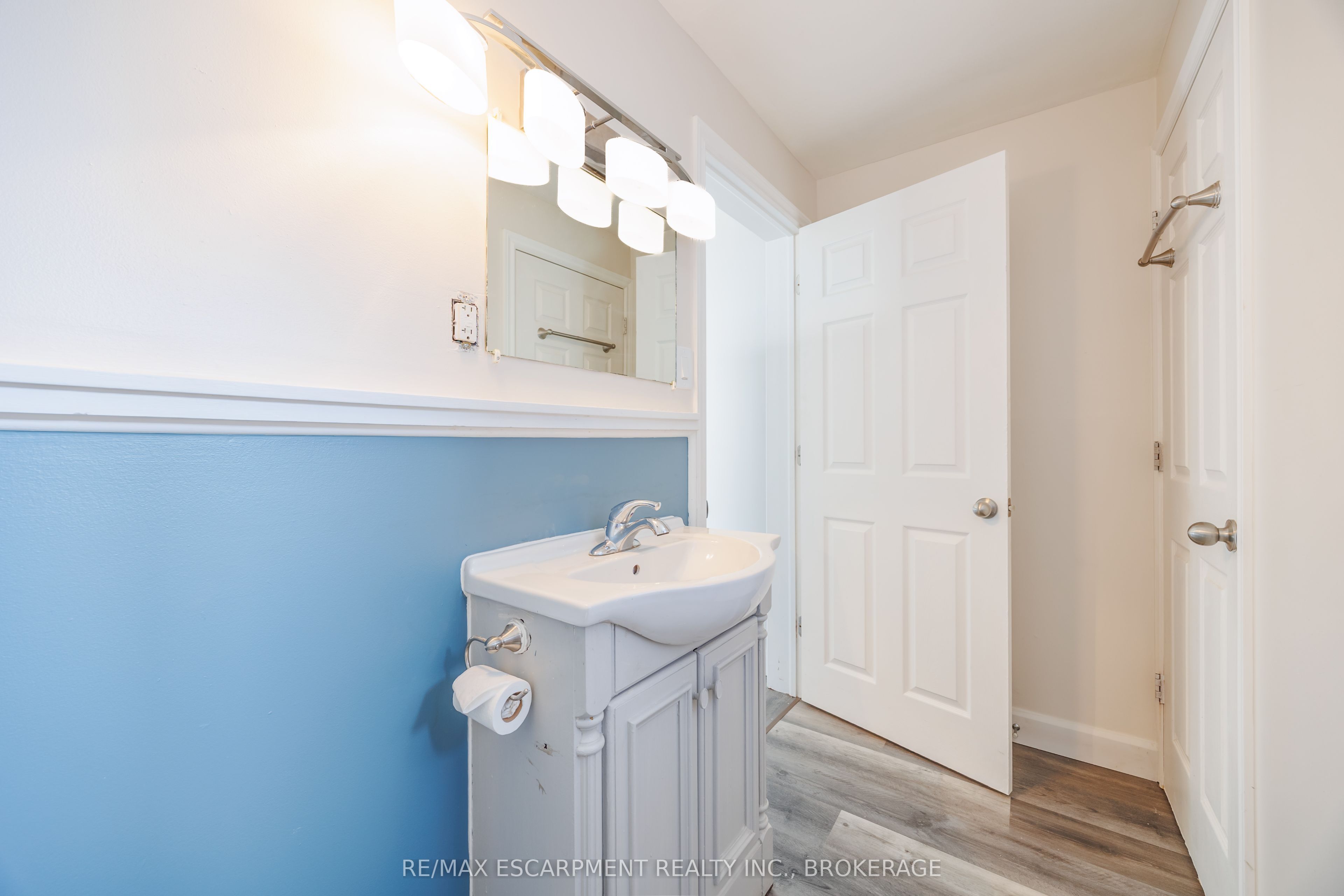 13 Chestnut Lane Property Photo 19