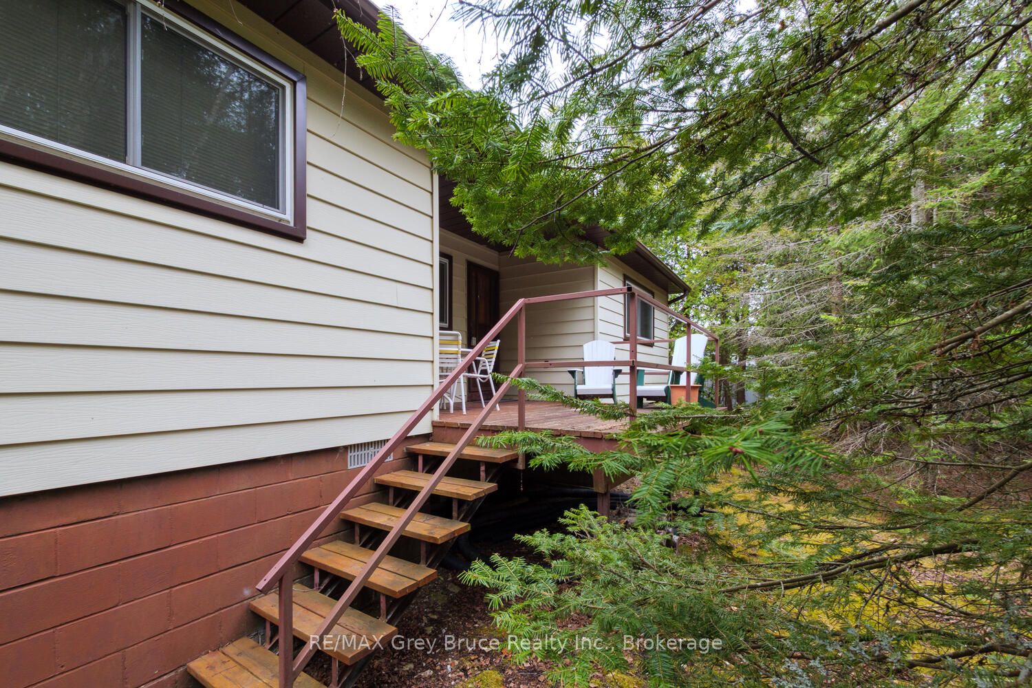 85 Grant Watson Drive Property Photo 8