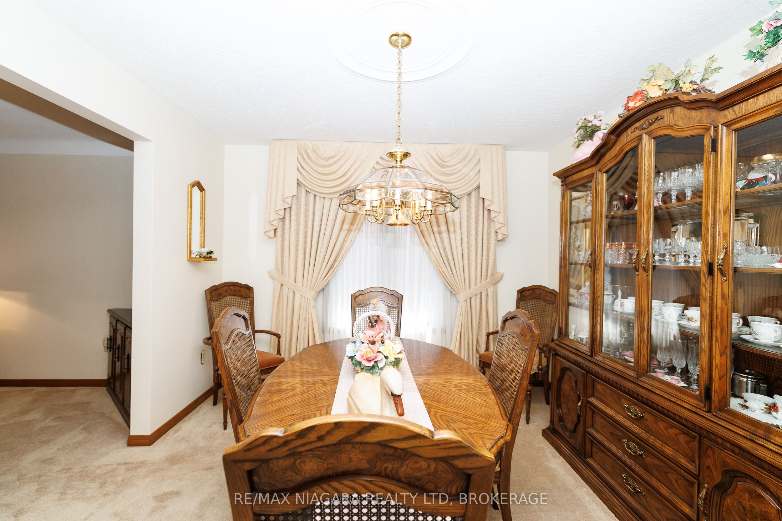 4409 Latina Crescent Property Photo 7