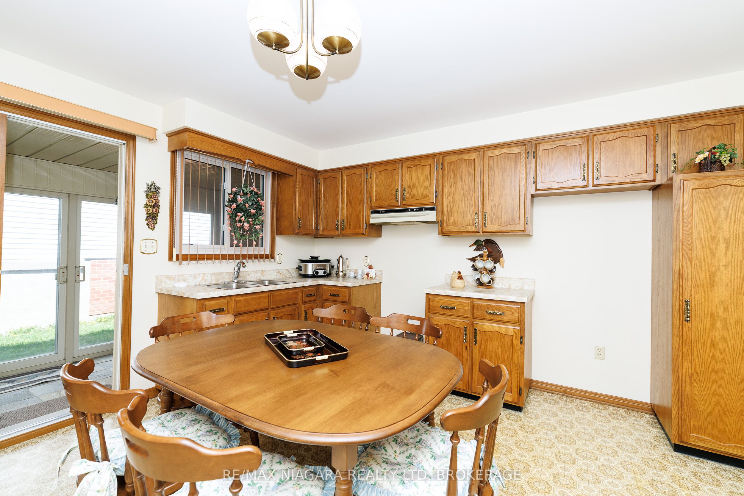 4409 Latina Crescent Property Photo 9