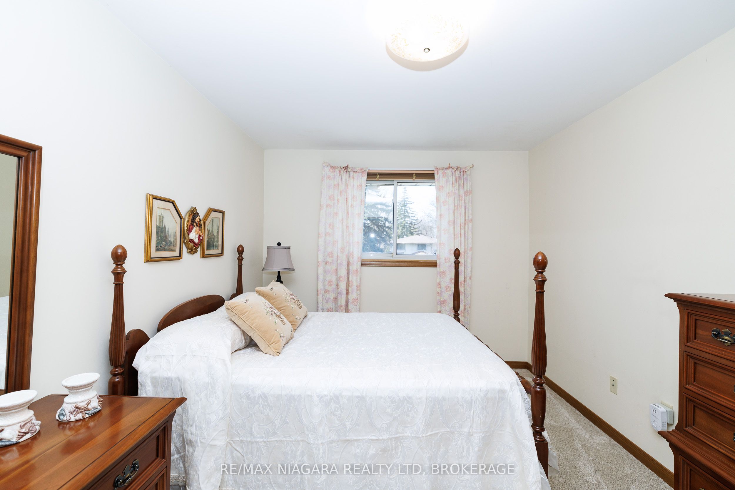 4409 Latina Crescent Property Photo 12