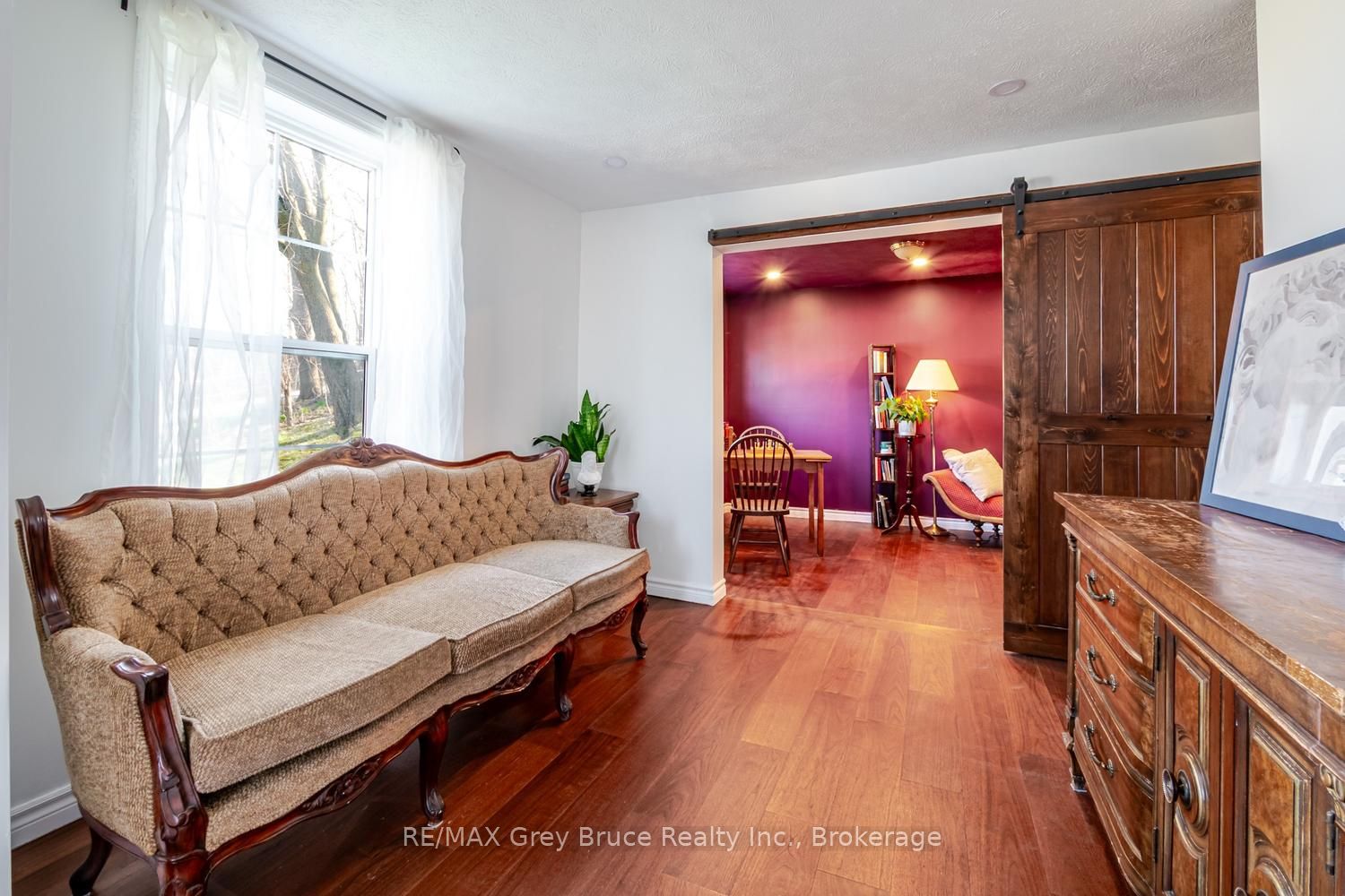 735 5th Avenue E Property Photo 8