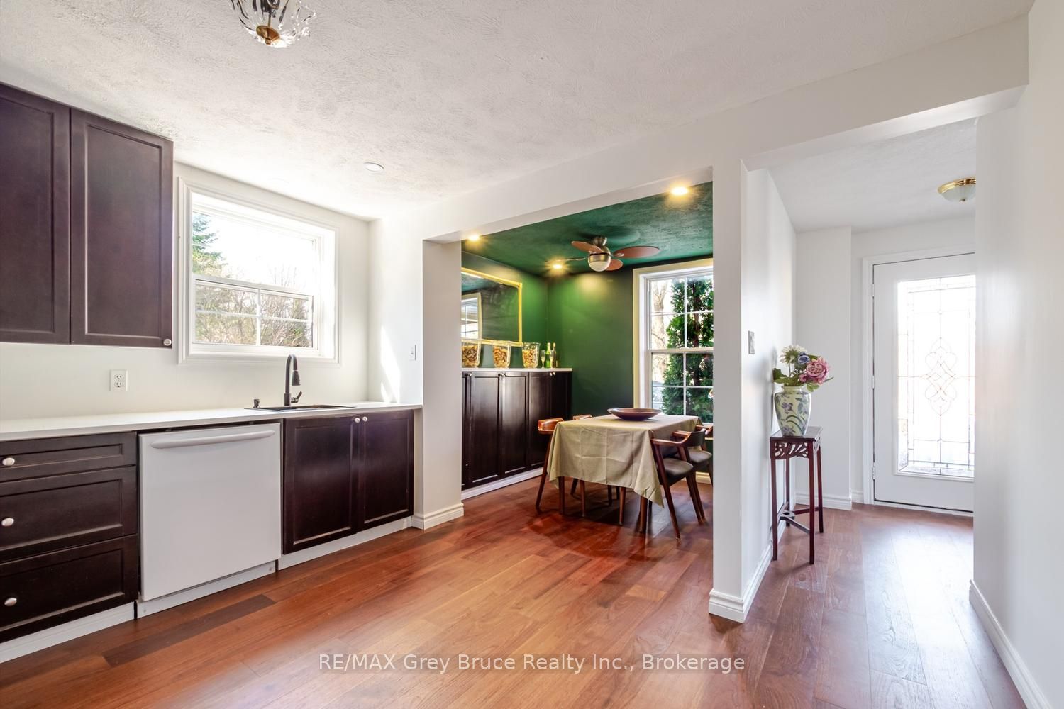 735 5th Avenue E Property Photo 16
