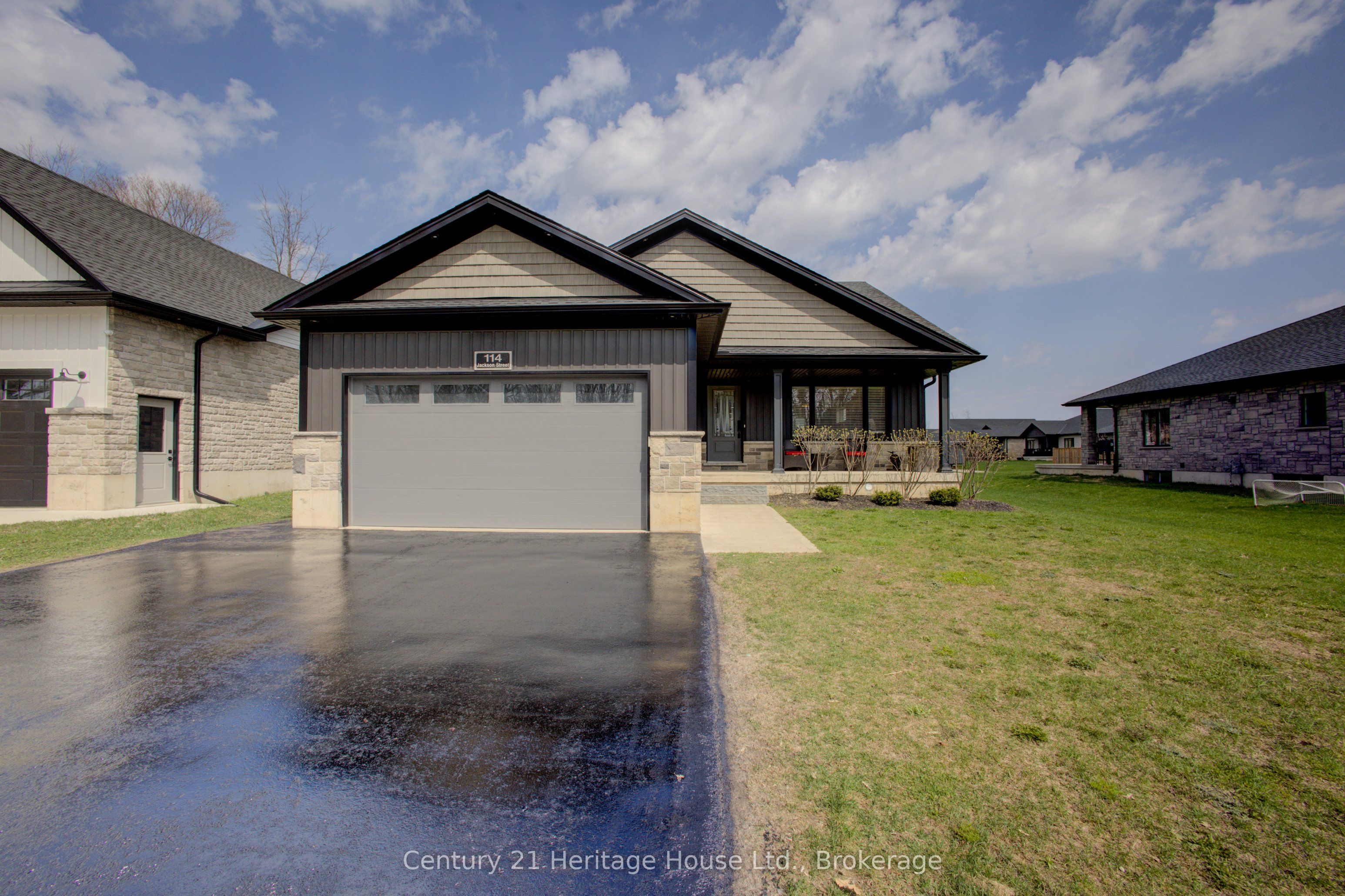 114 Jackson Street Property Photo 2