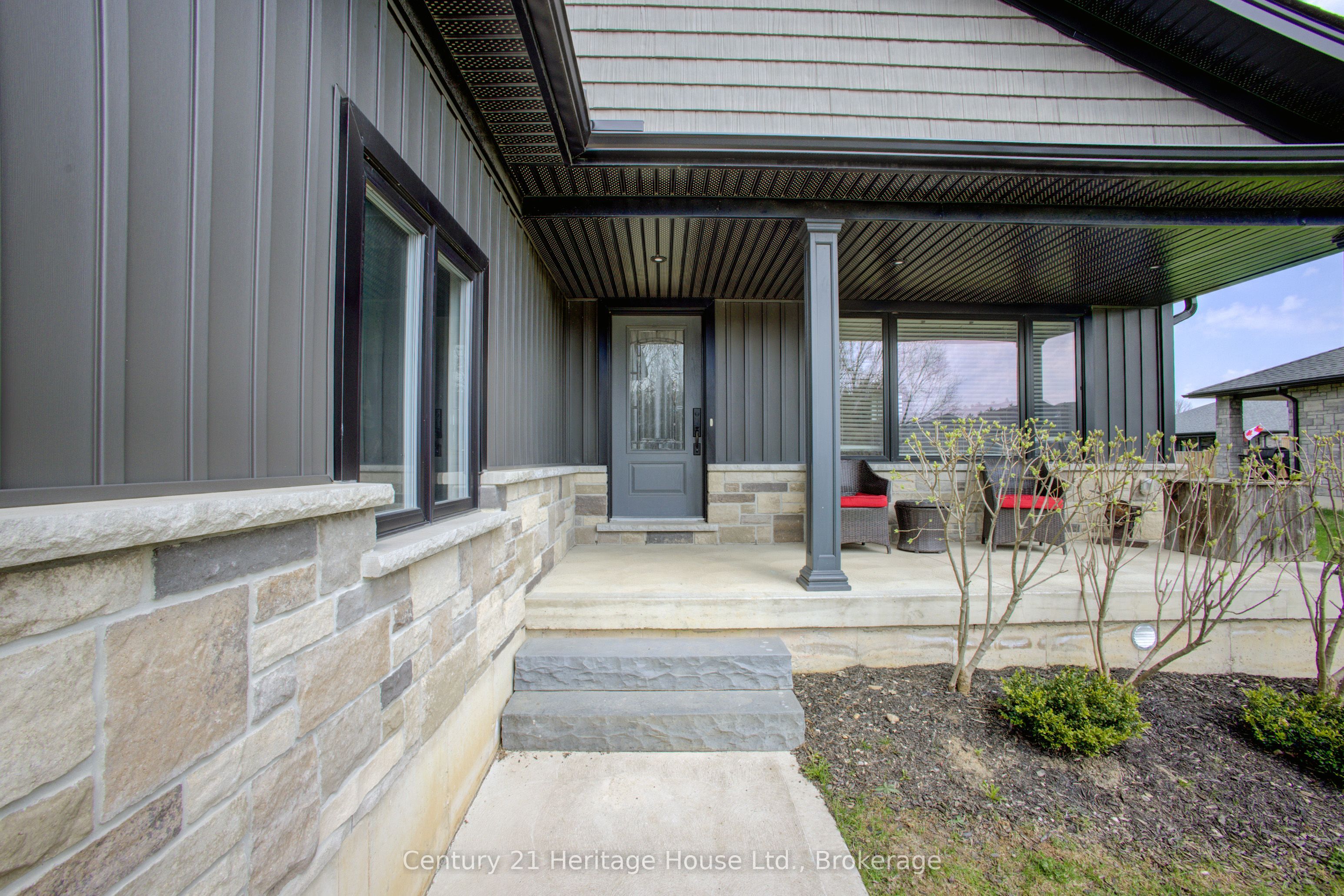 114 Jackson Street Property Photo 5