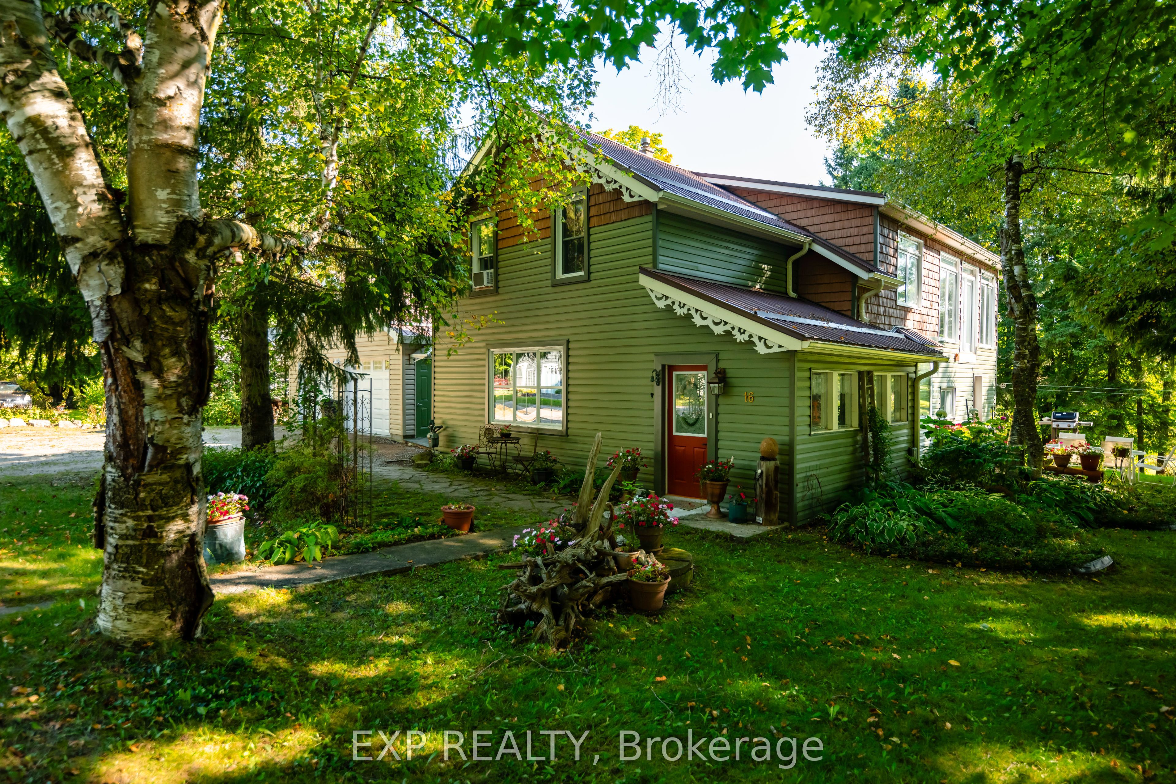16 Mill Street Property Photo 1