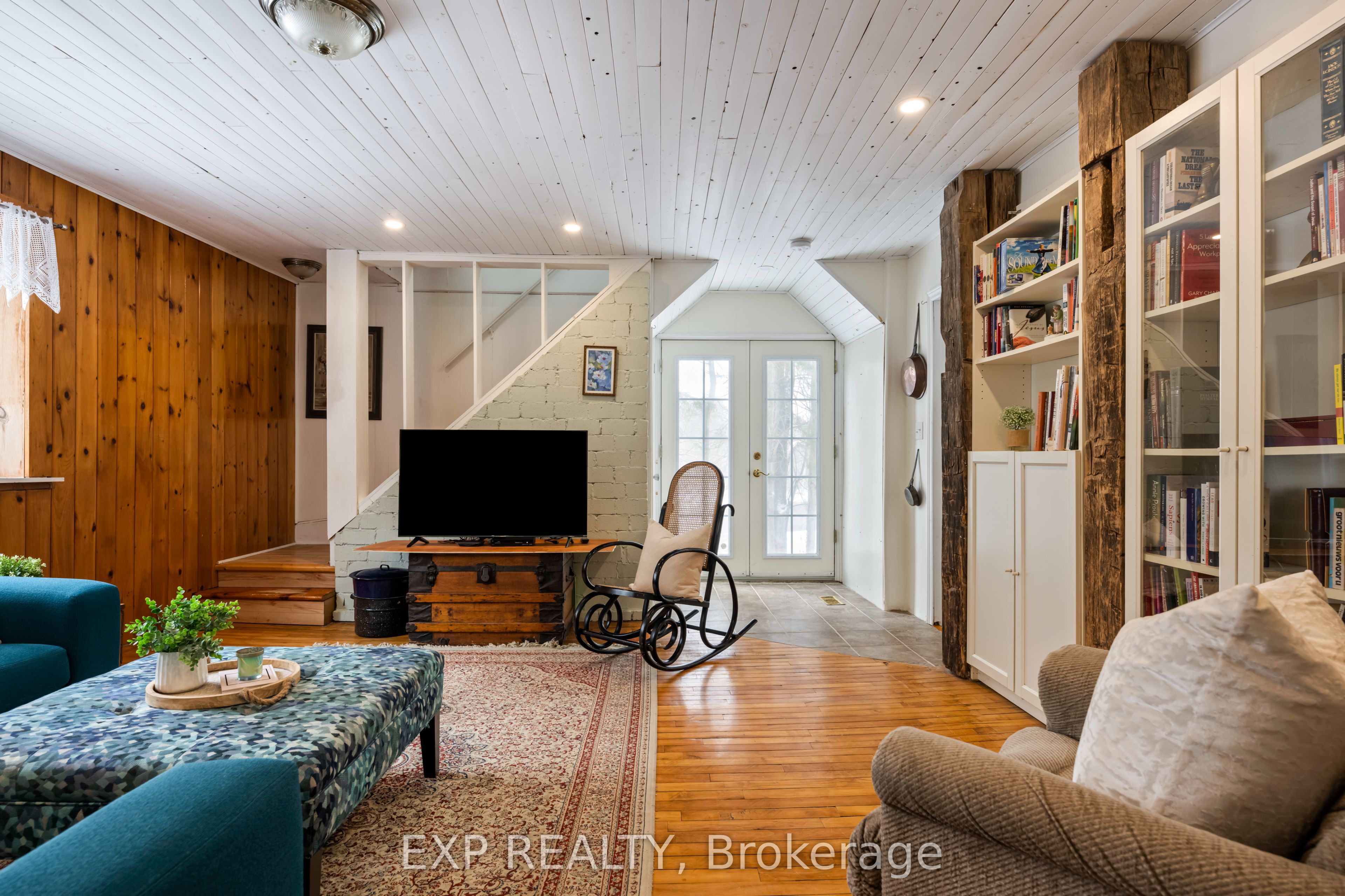 16 Mill Street Property Photo 19