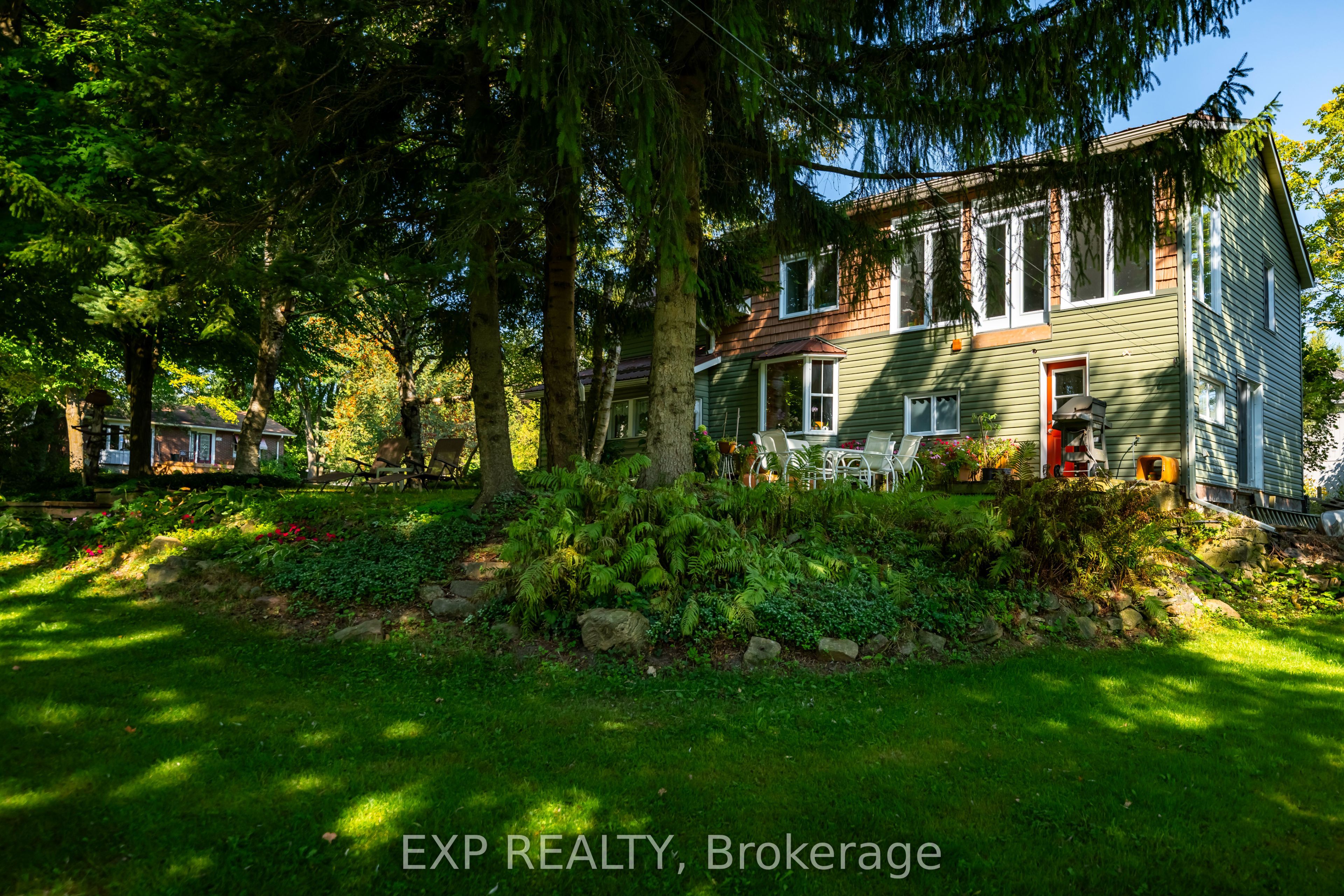 16 Mill Street Property Photo 43