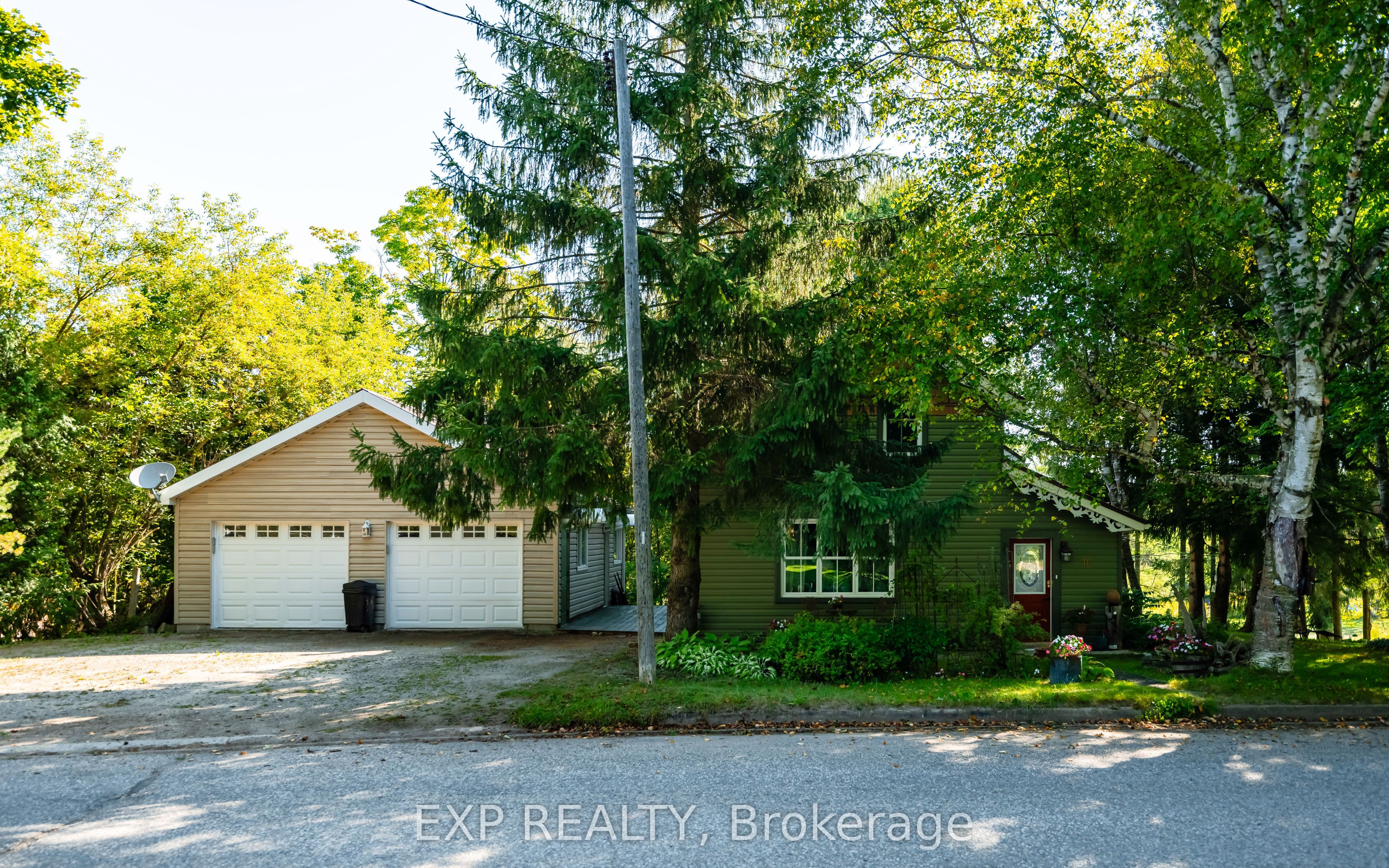 16 Mill Street Property Photo 48