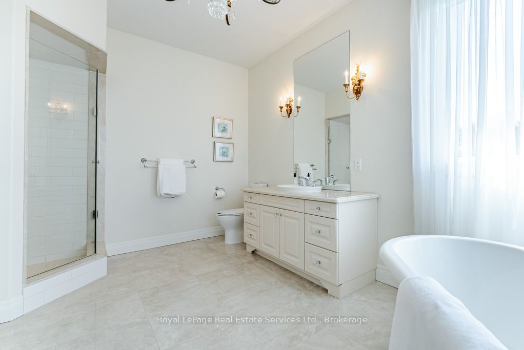 365 Robinson Road Property Photo 27