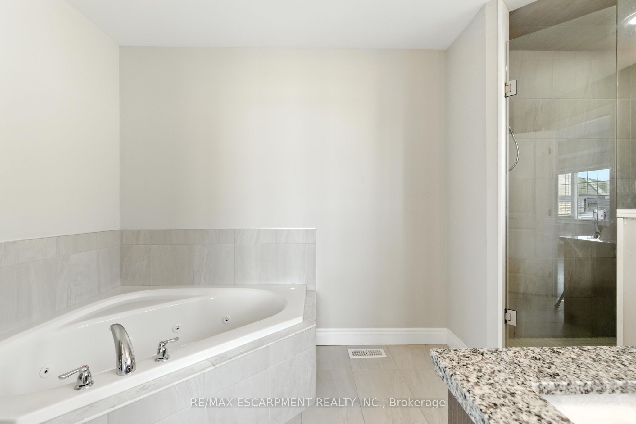 43 Riesling Court Property Photo 20