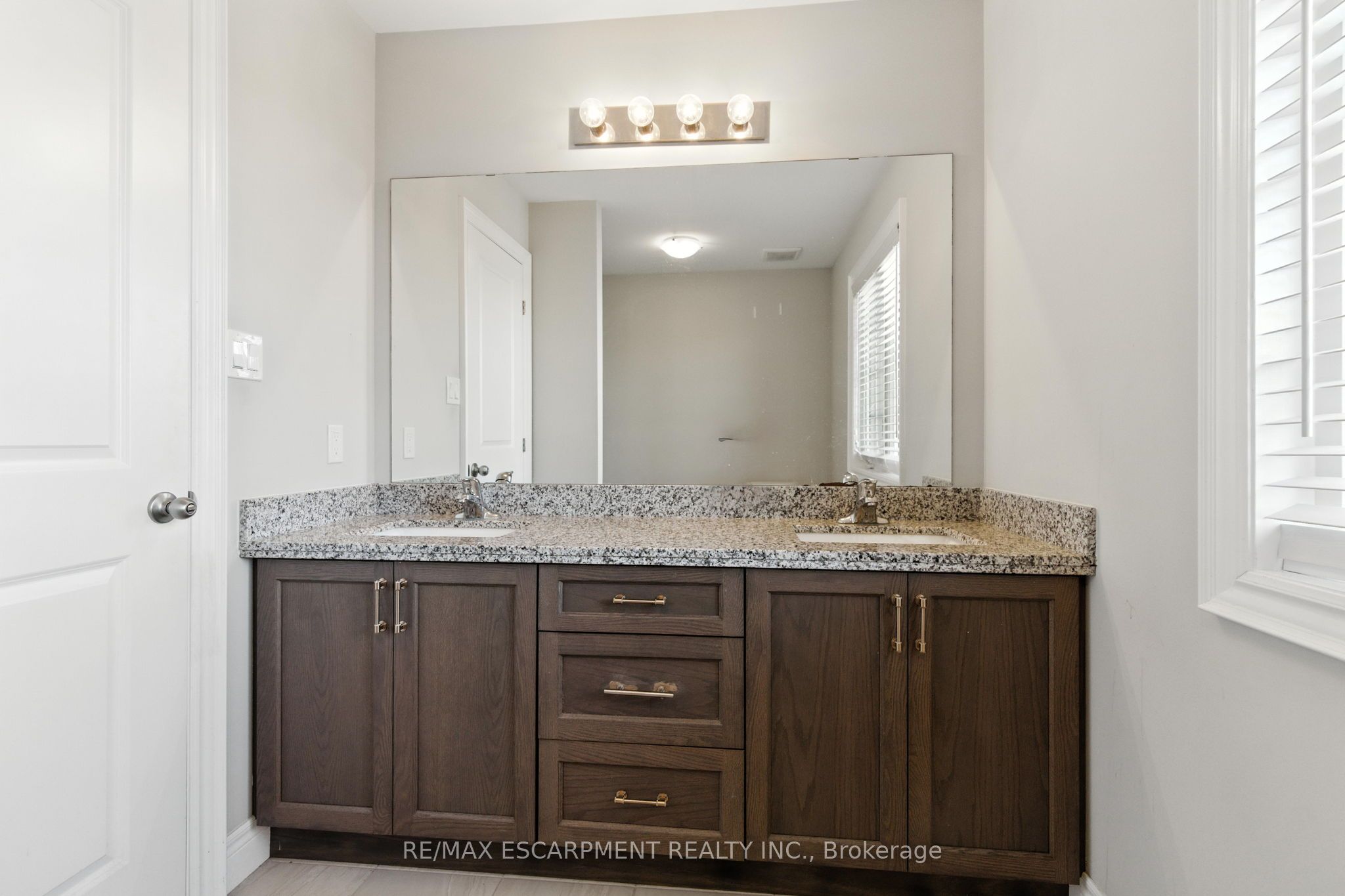 43 Riesling Court Property Photo 30