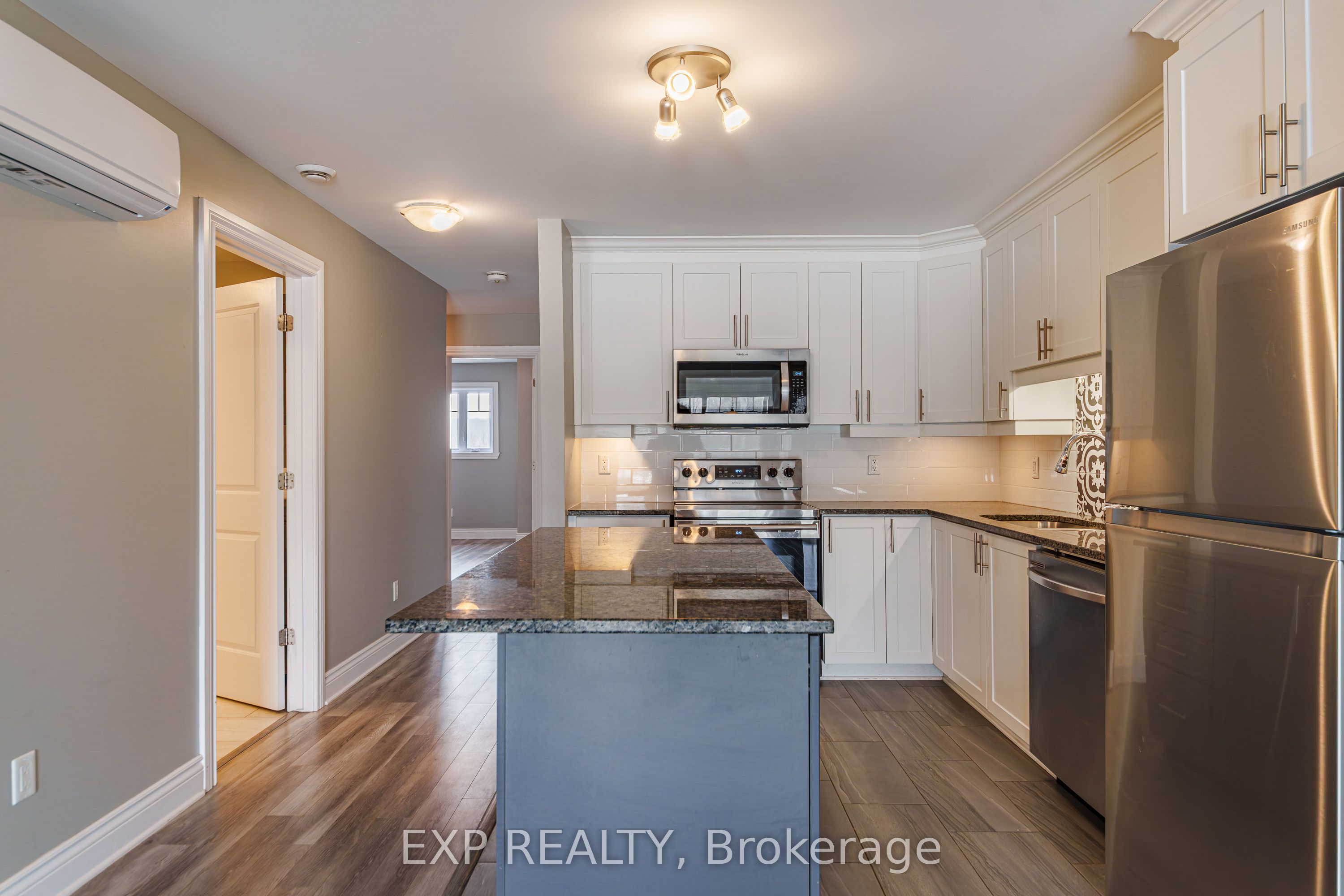306 Masters Lane 285 Property Photo 6