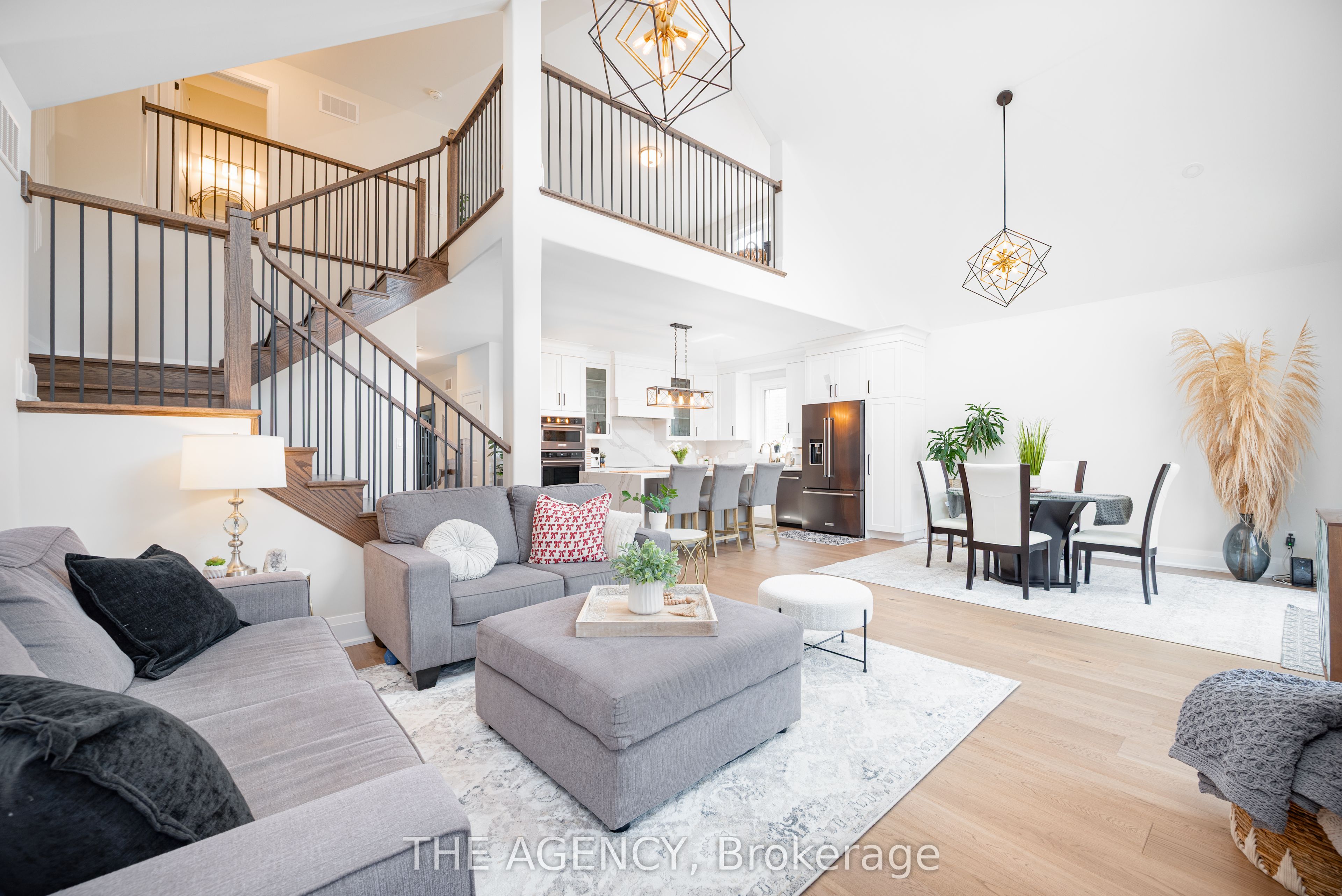 425 Melling Avenue Property Photo 1
