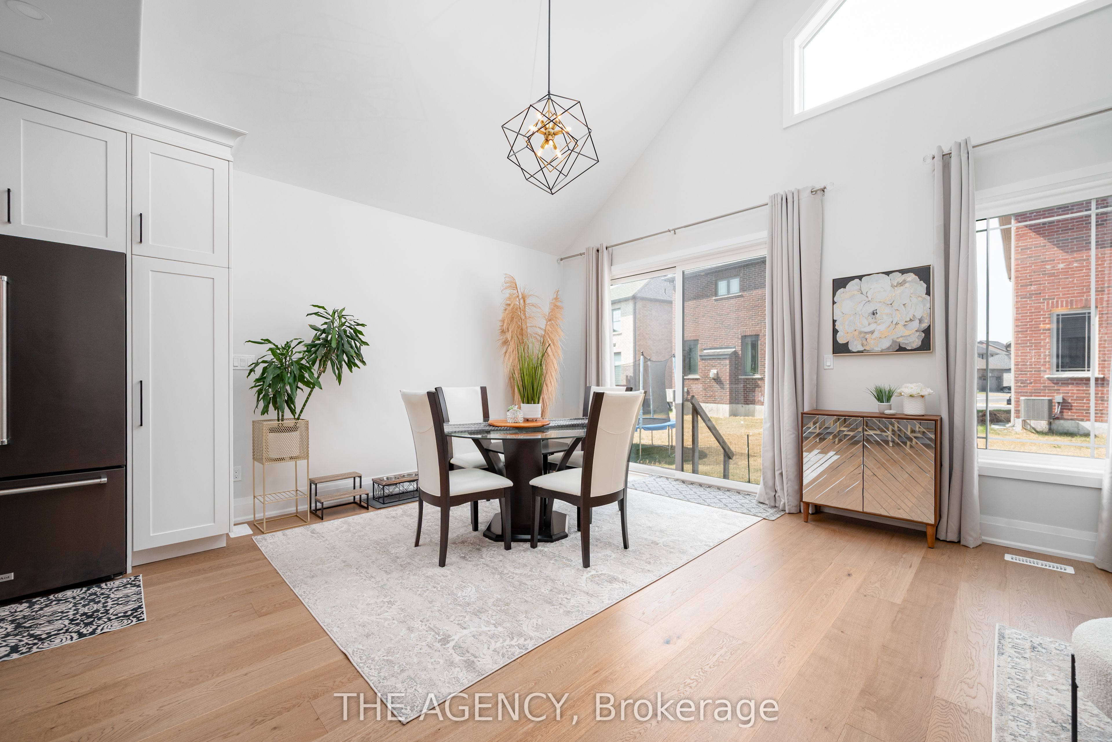 425 Melling Avenue Property Photo 12