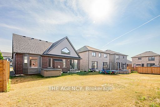 425 Melling Avenue Property Photo 38