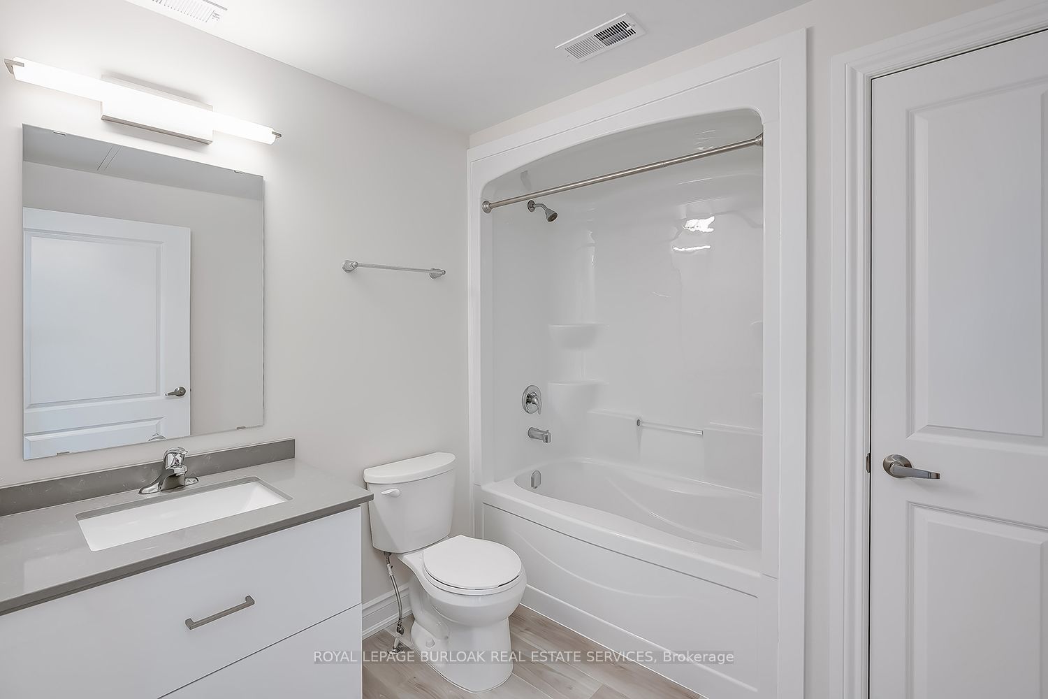 259 King Street E 3a Property Photo 16