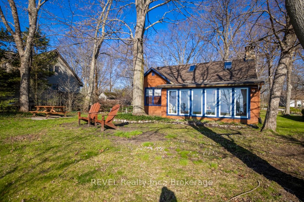 11211 Harbourview Road Property Photo 8