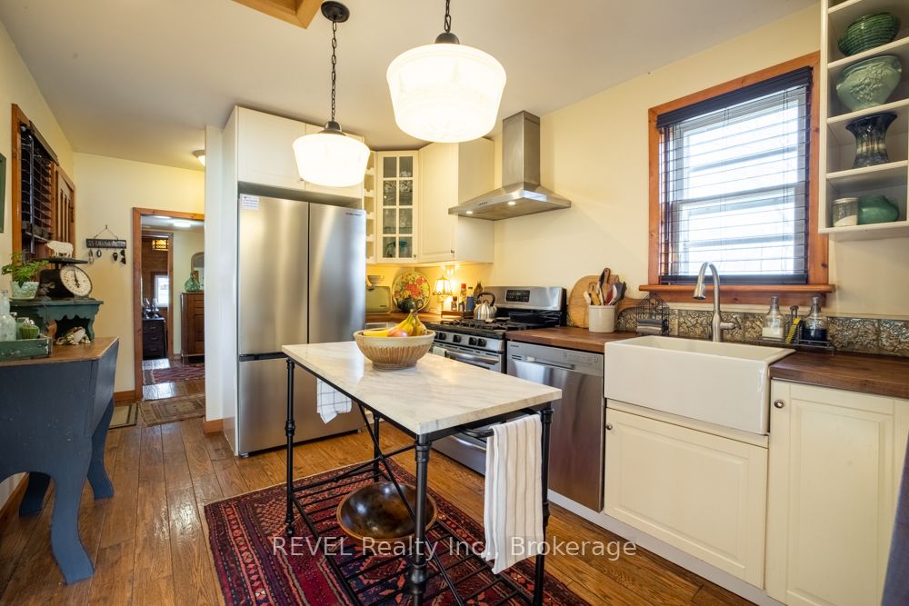 11211 Harbourview Road Property Photo 15