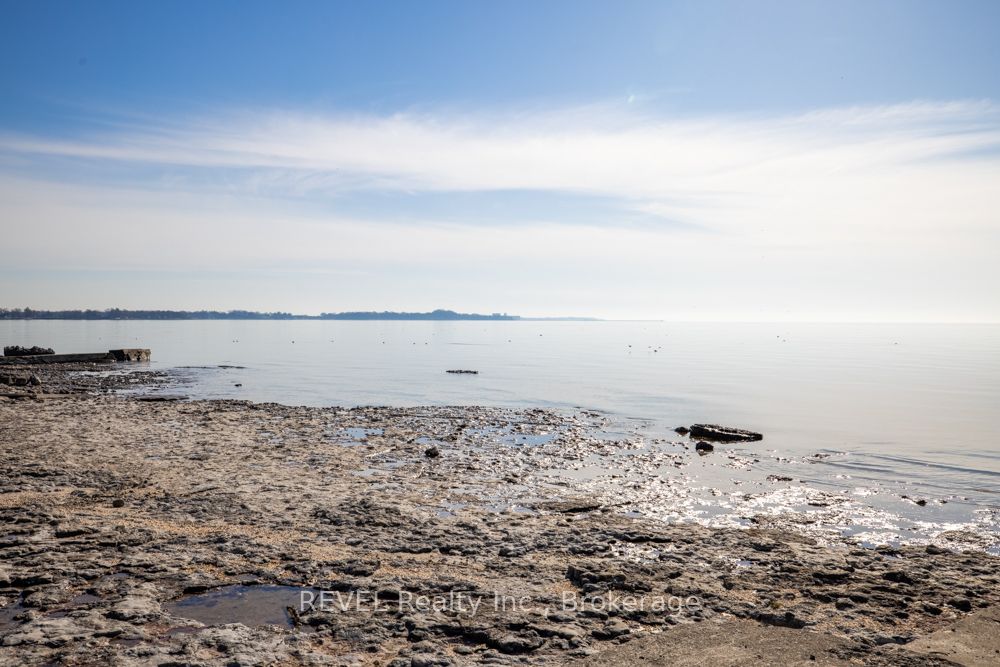 11211 Harbourview Road Property Photo 40