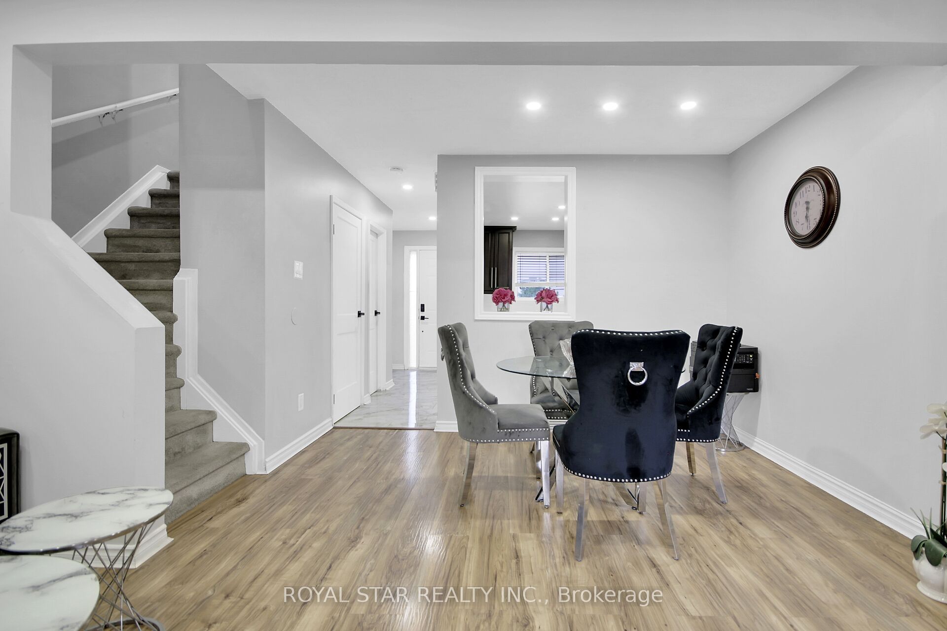 2761 Pimlico Crescent Property Photo 11