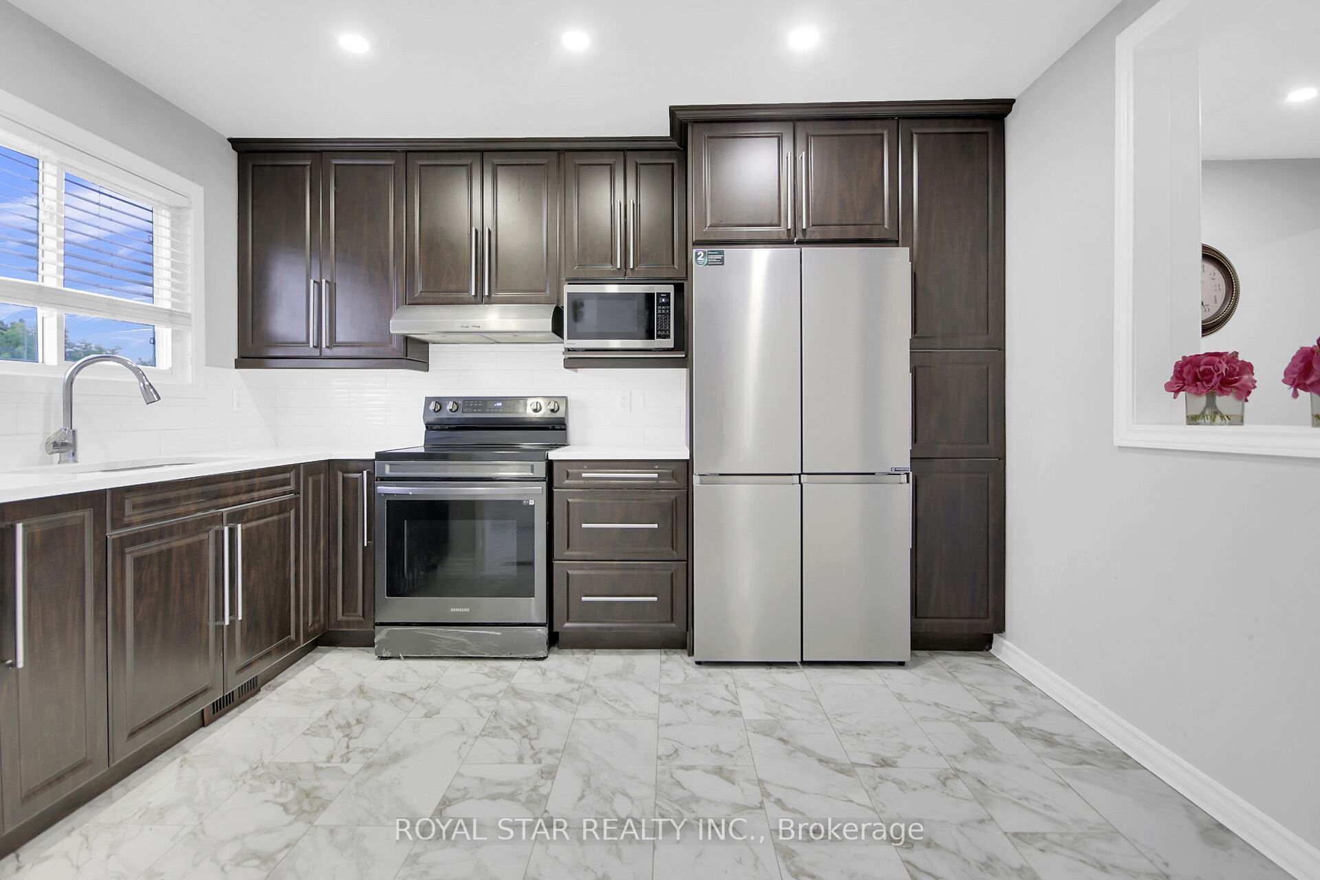 2761 Pimlico Crescent Property Photo 15