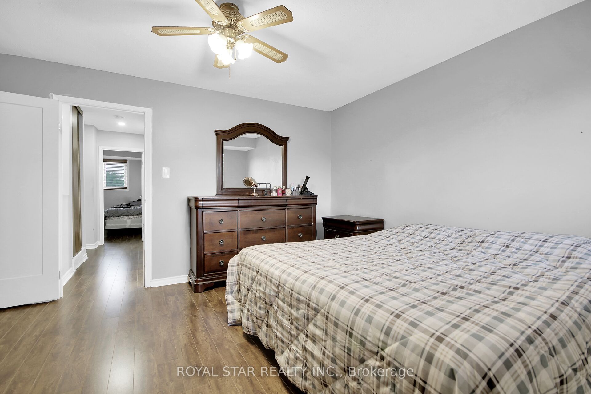 2761 Pimlico Crescent Property Photo 21