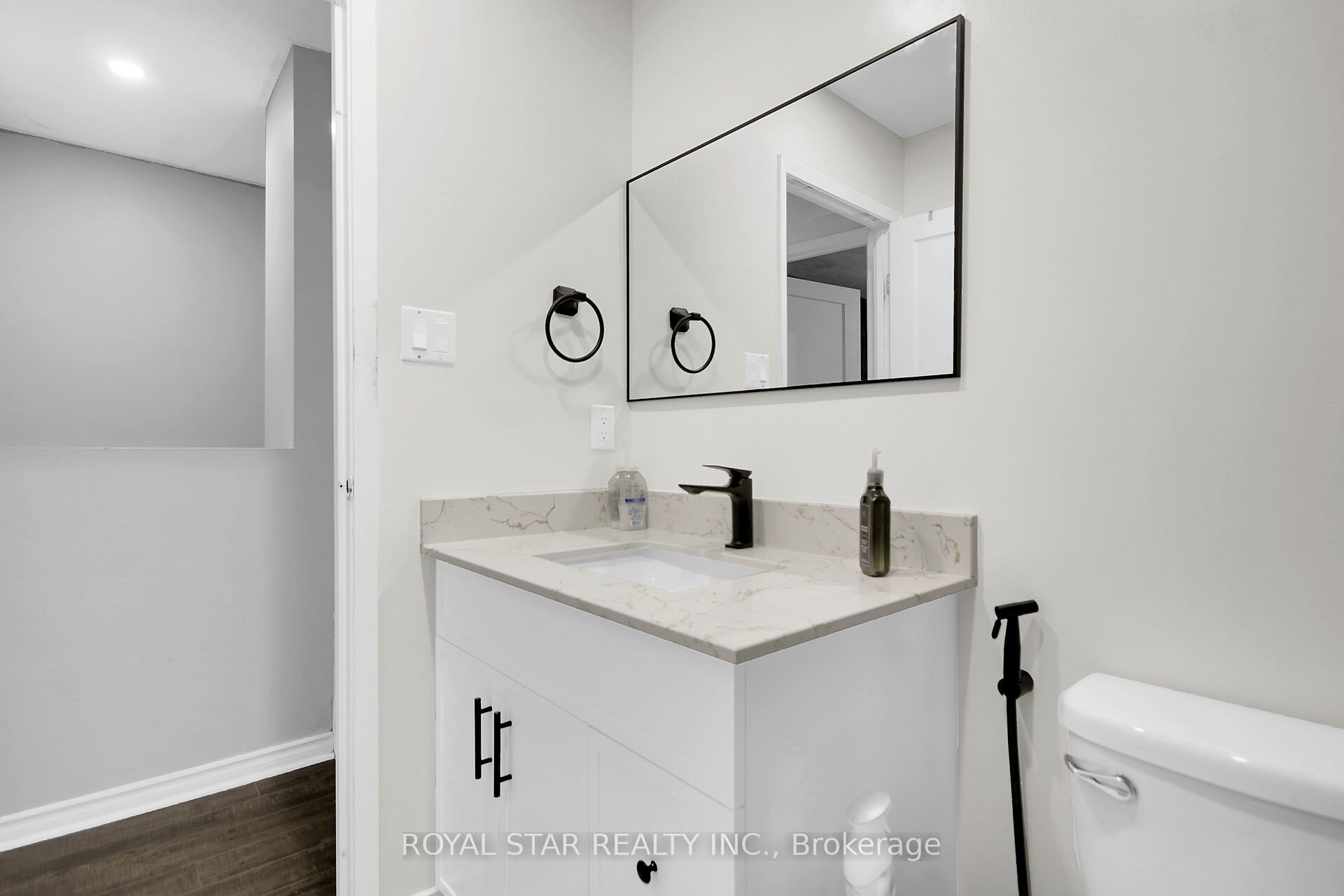 2761 Pimlico Crescent Property Photo 25