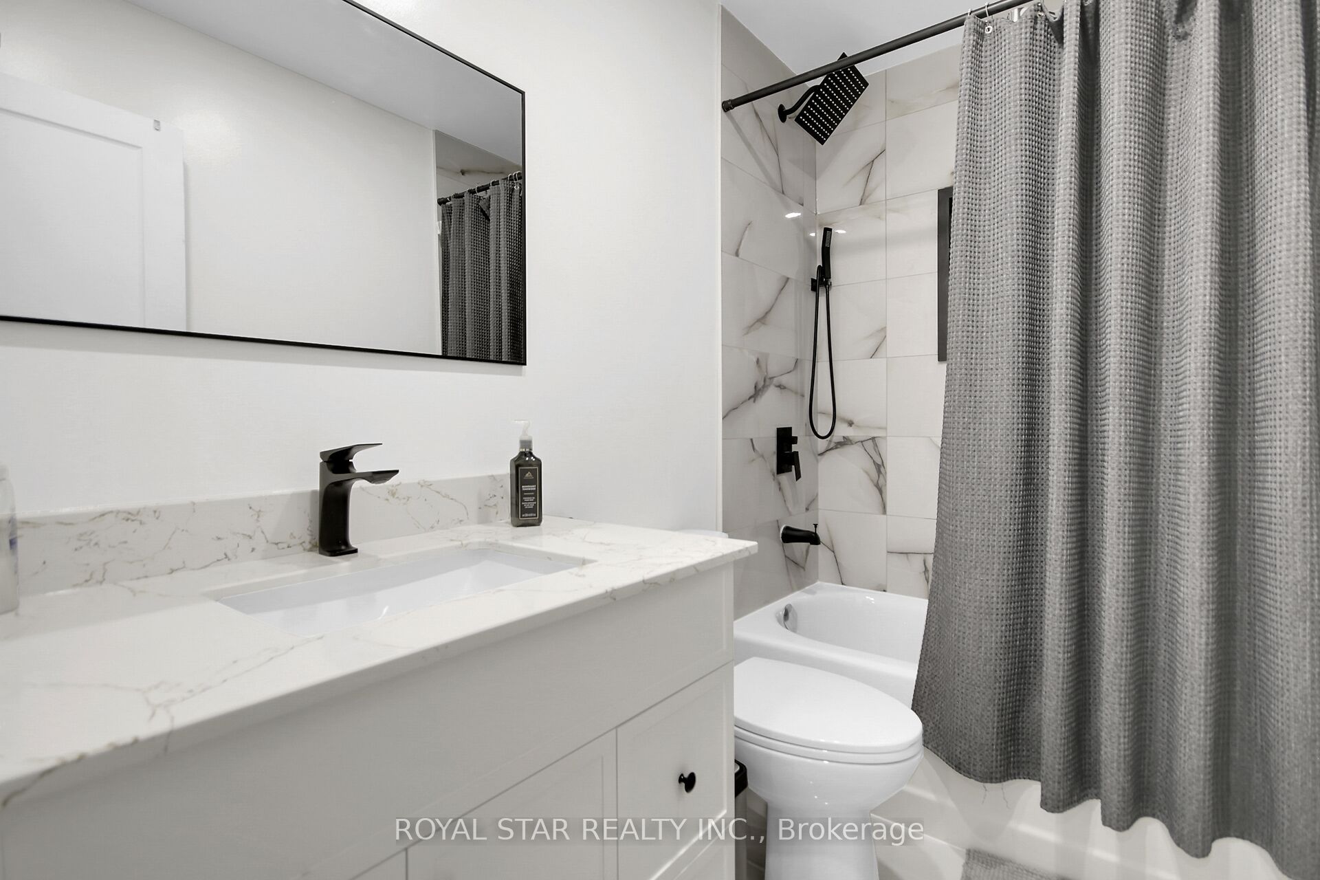 2761 Pimlico Crescent Property Photo 26