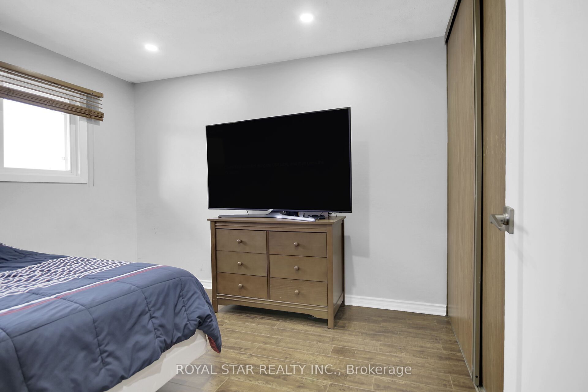 2761 Pimlico Crescent Property Photo 27