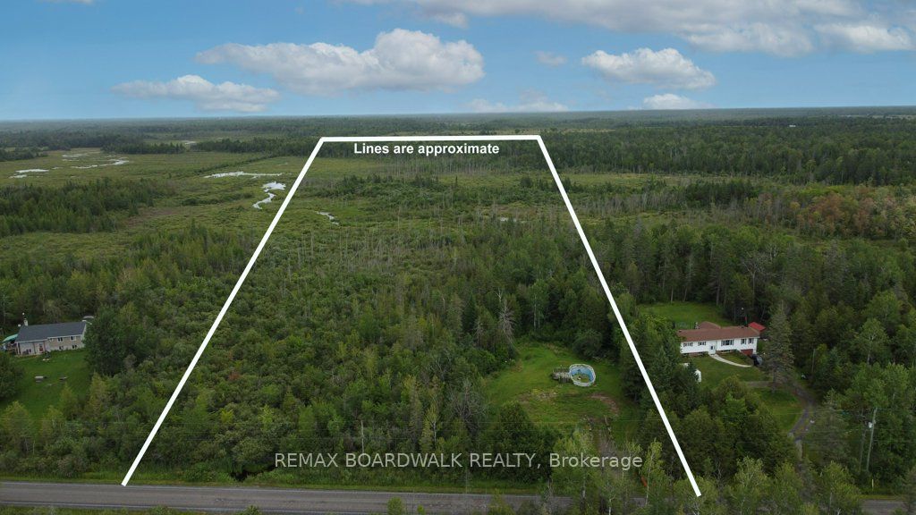 286 Brunton Side Road Property Photo 2