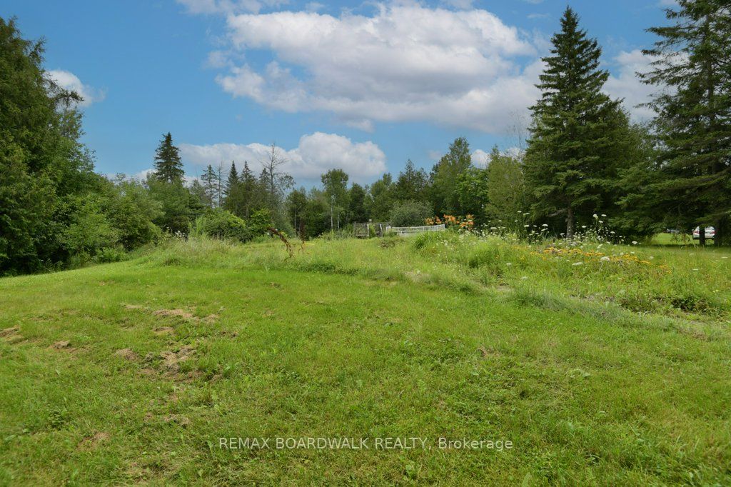 286 Brunton Side Road Property Photo 7