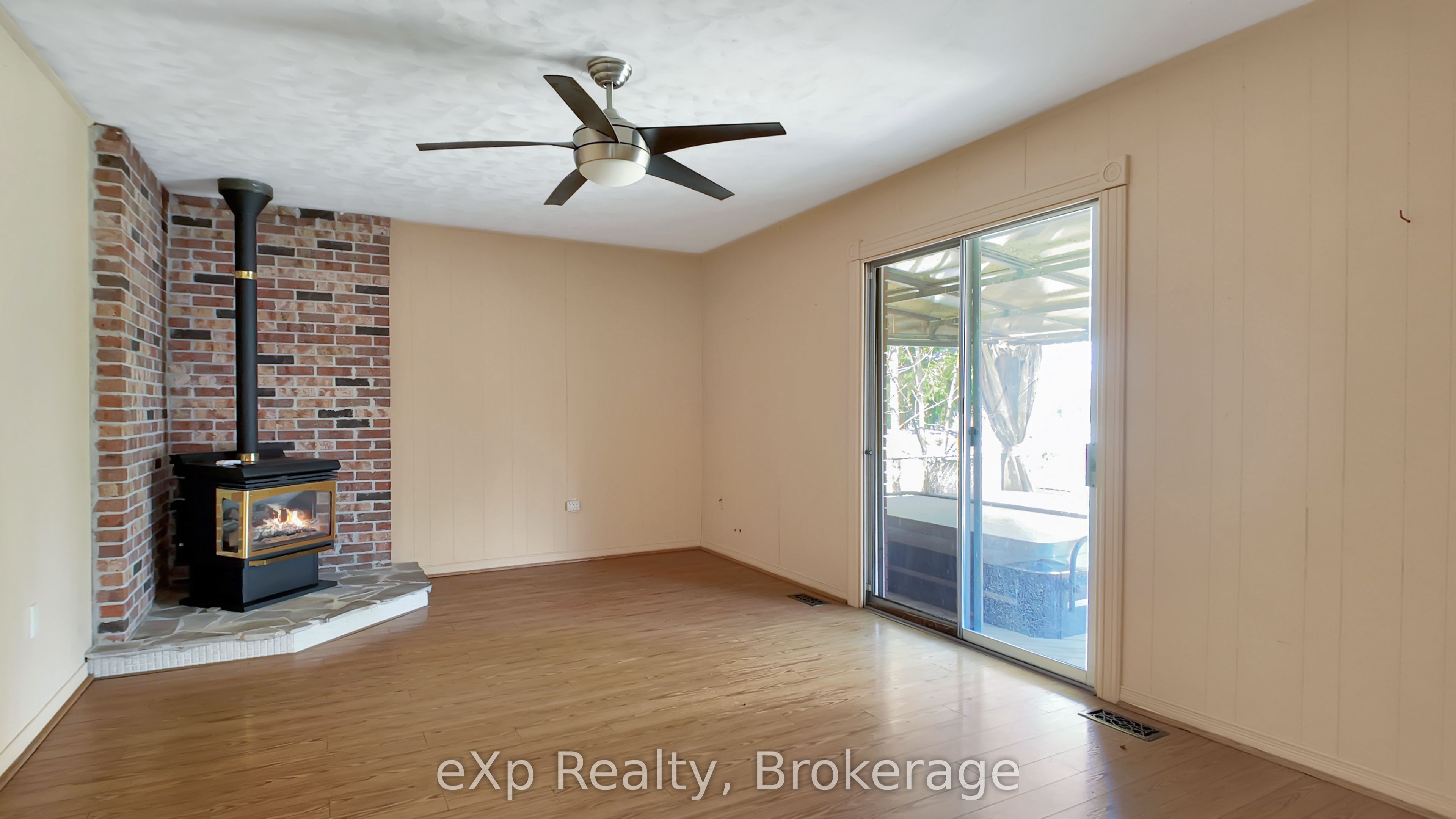 251 4th Avenue Property Photo 18