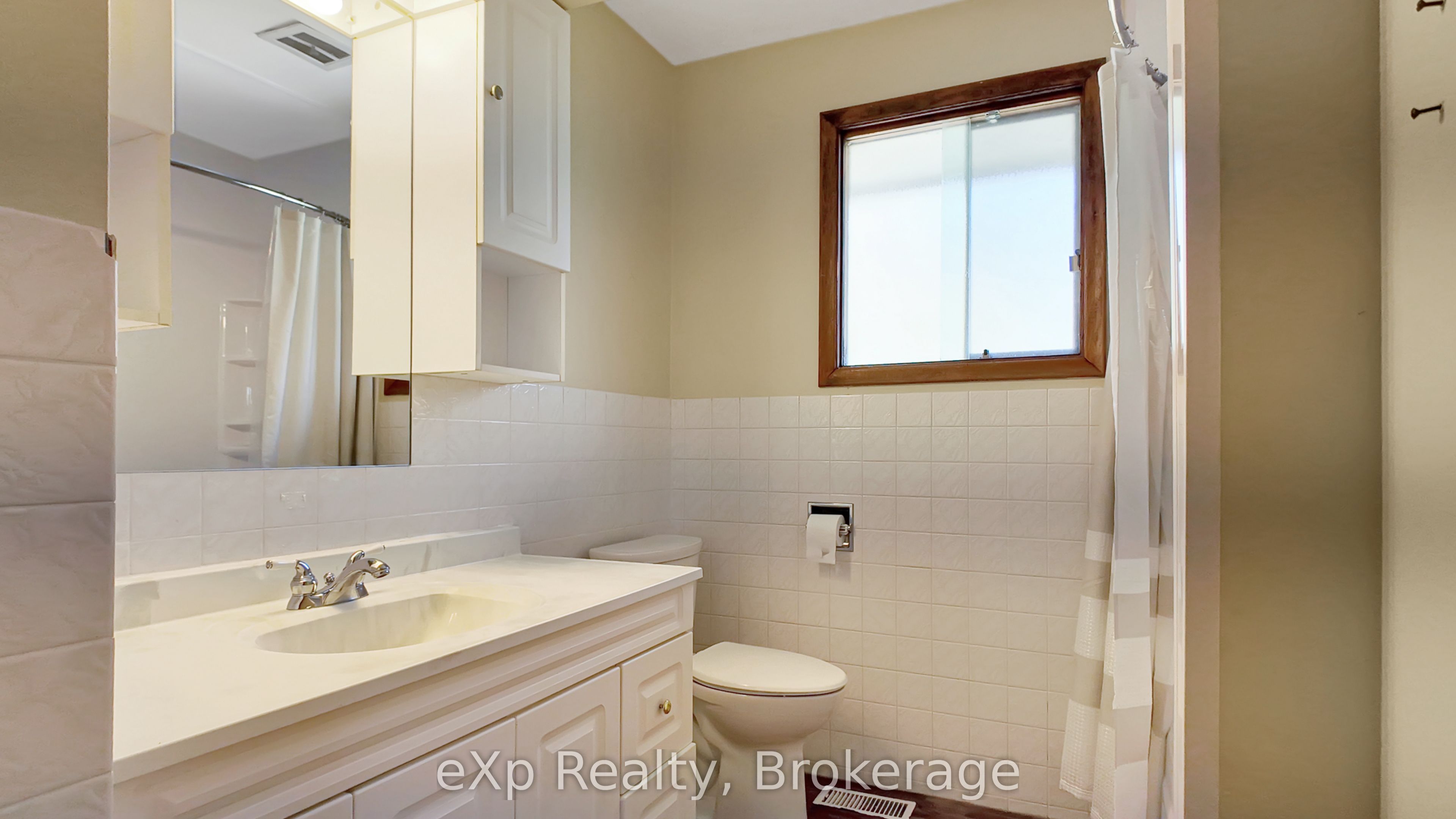 251 4th Avenue Property Photo 28