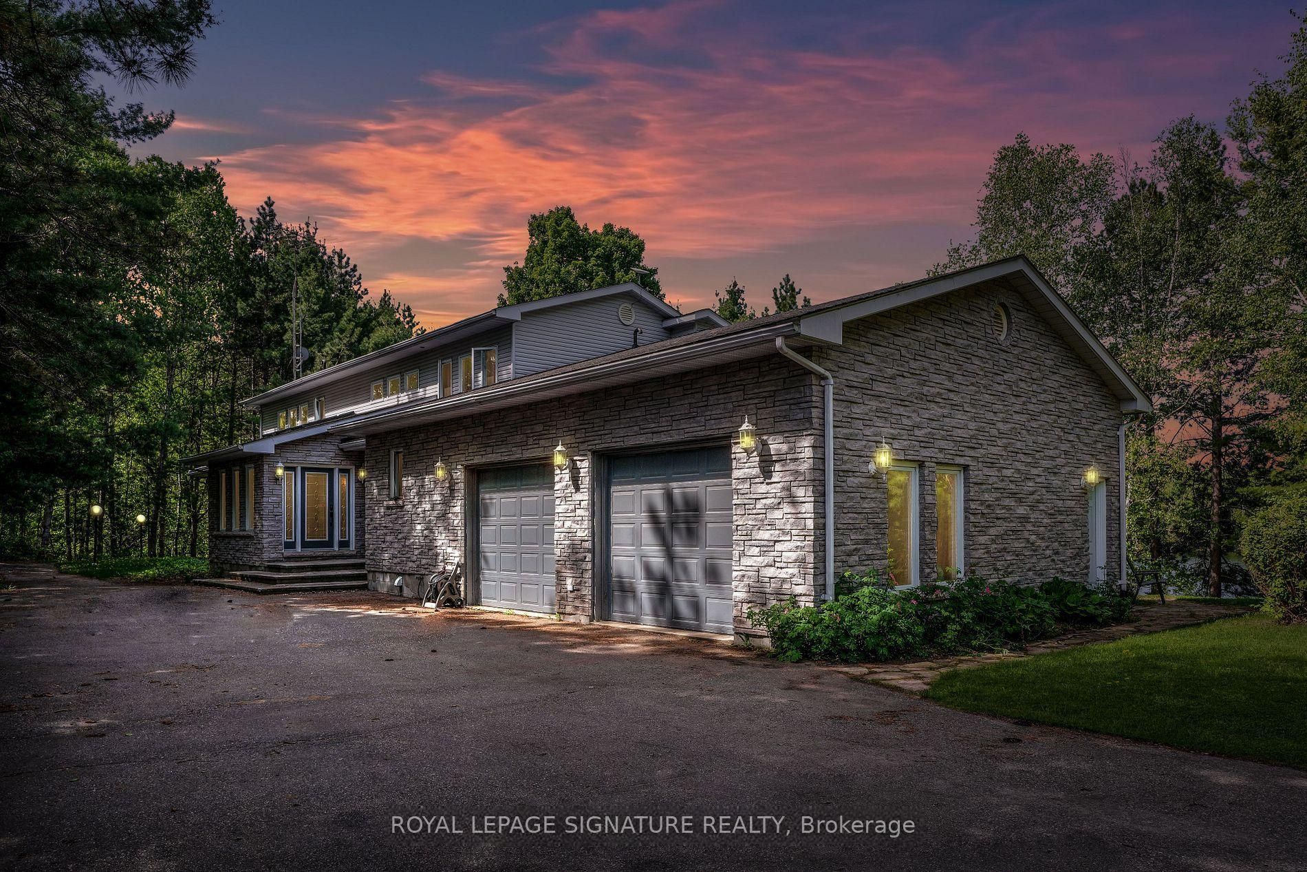 40249 Combermere Road Property Photo 1