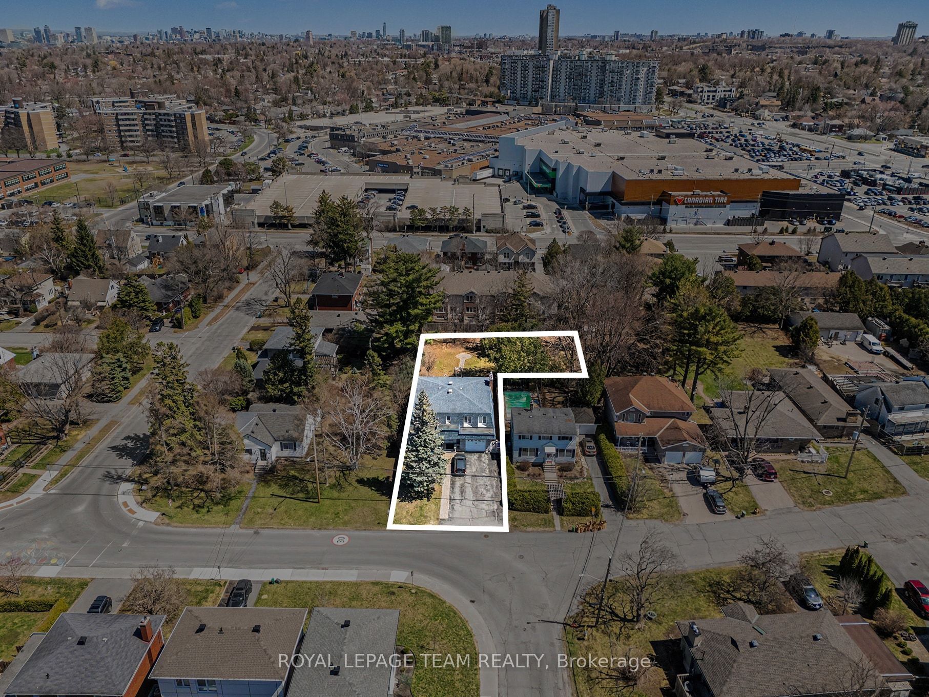 429 Ancaster Avenue Property Photo 2